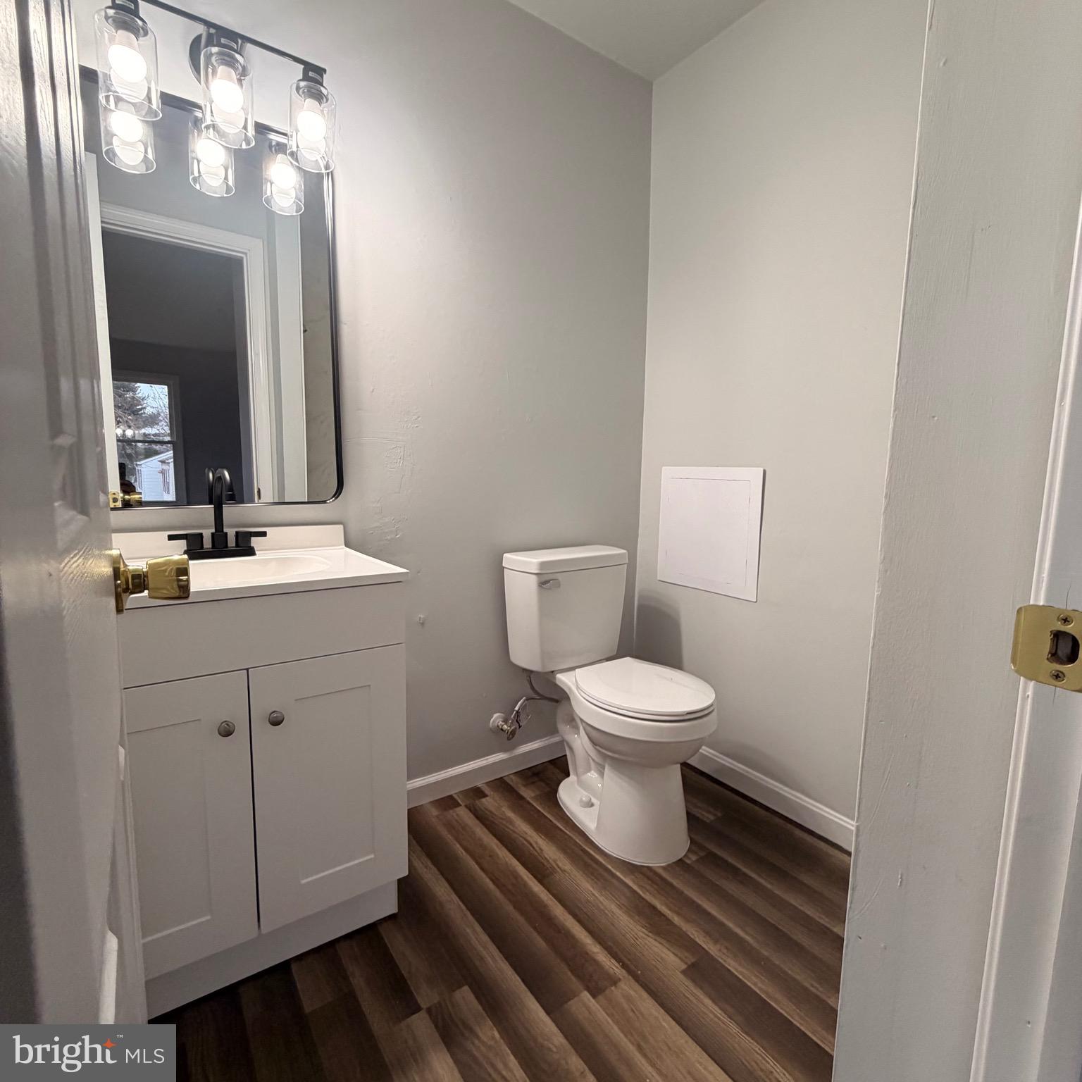 WILLOW HILLS 01 - Residential