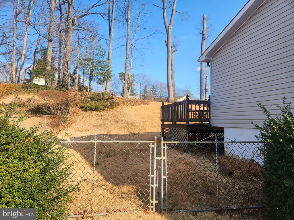 Photo of 4802 Korvett Drive, WOODBRIDGE, VA 22193 (MLS # VAPW2110426)