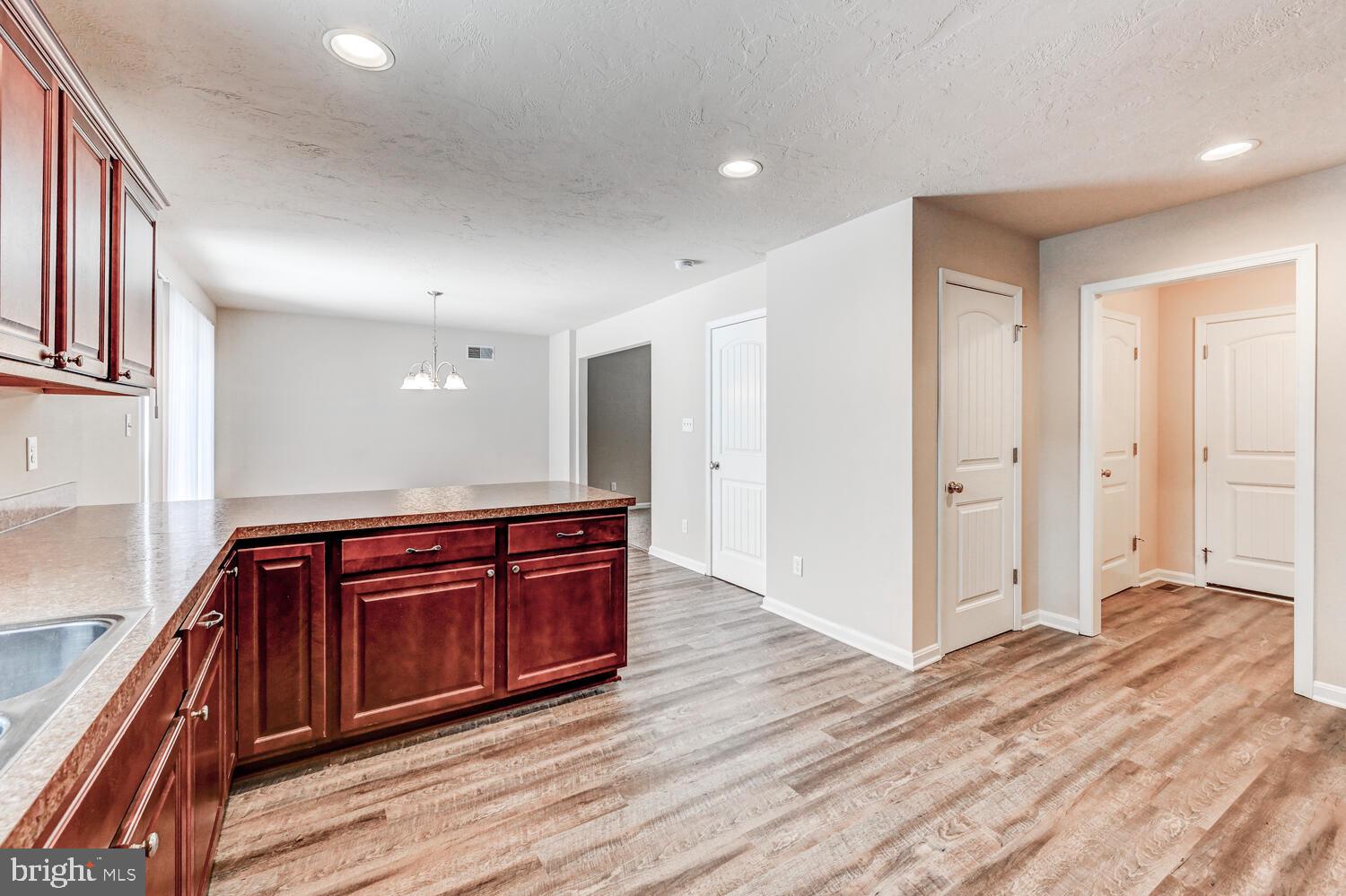 HANOVER - Residential Lease