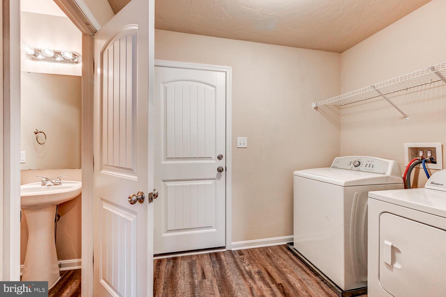 HANOVER - Residential Lease