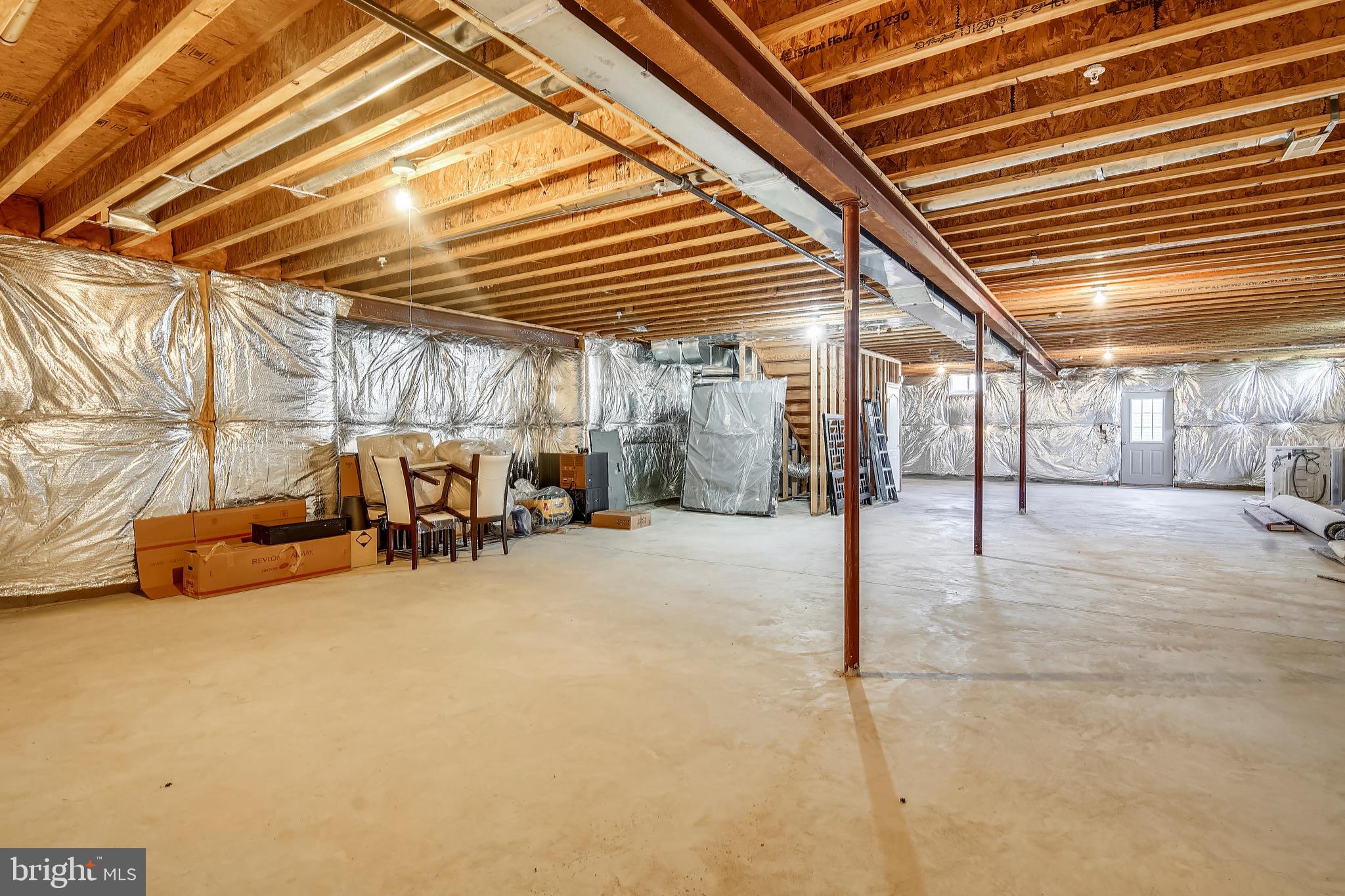 HICKORY KNOLL - Residential