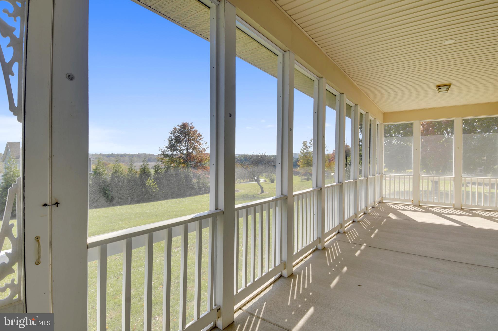 HICKORY KNOLL - Residential