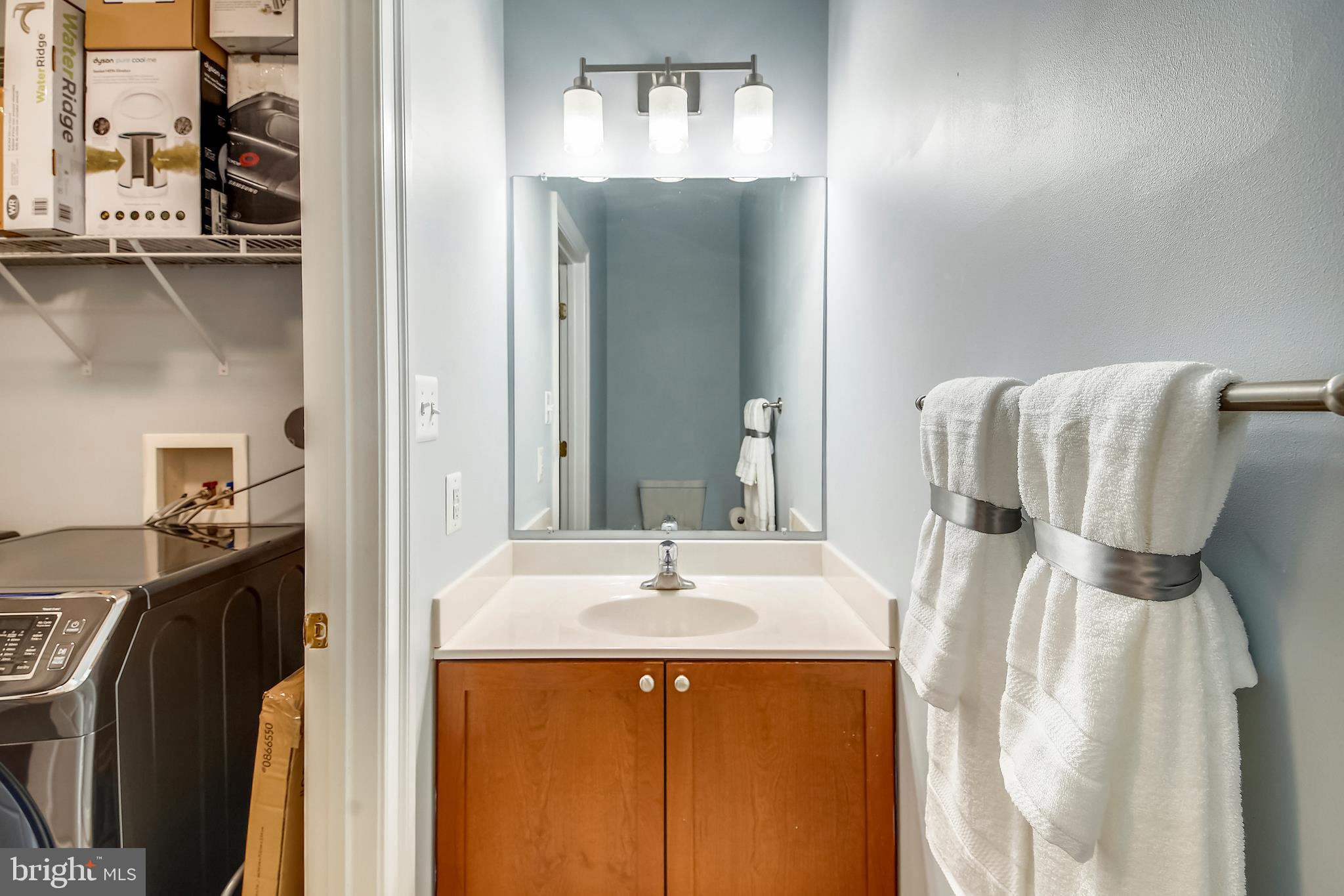 HICKORY KNOLL - Residential