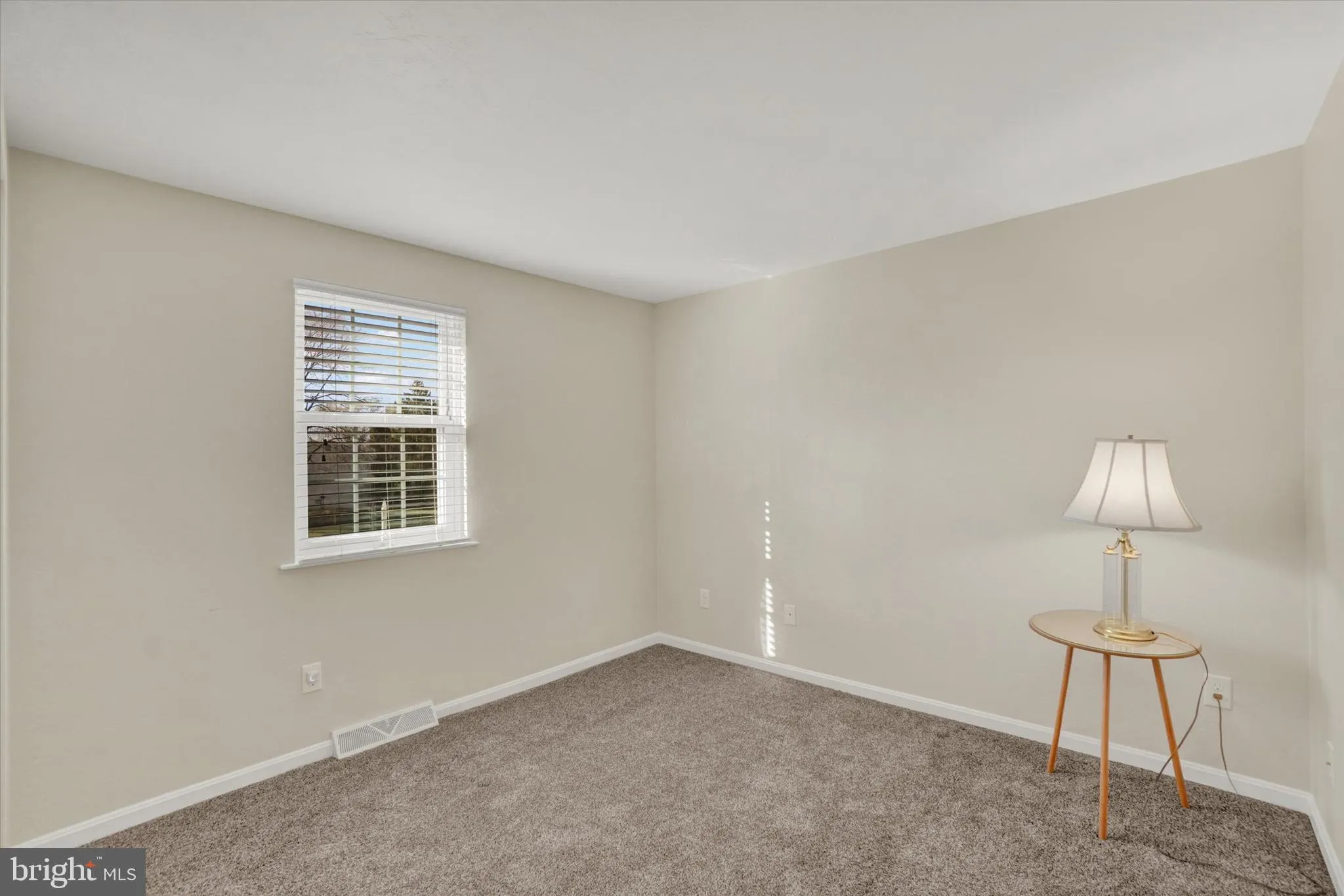 York, Pennsylvania 17408, United States, 3 Bedrooms Bedrooms, ,2 BathroomsBathrooms,Residential,Active,250297