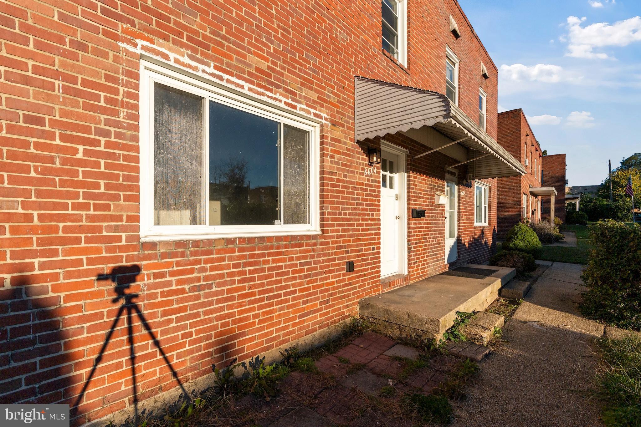 PARKVILLE - Residential Lease