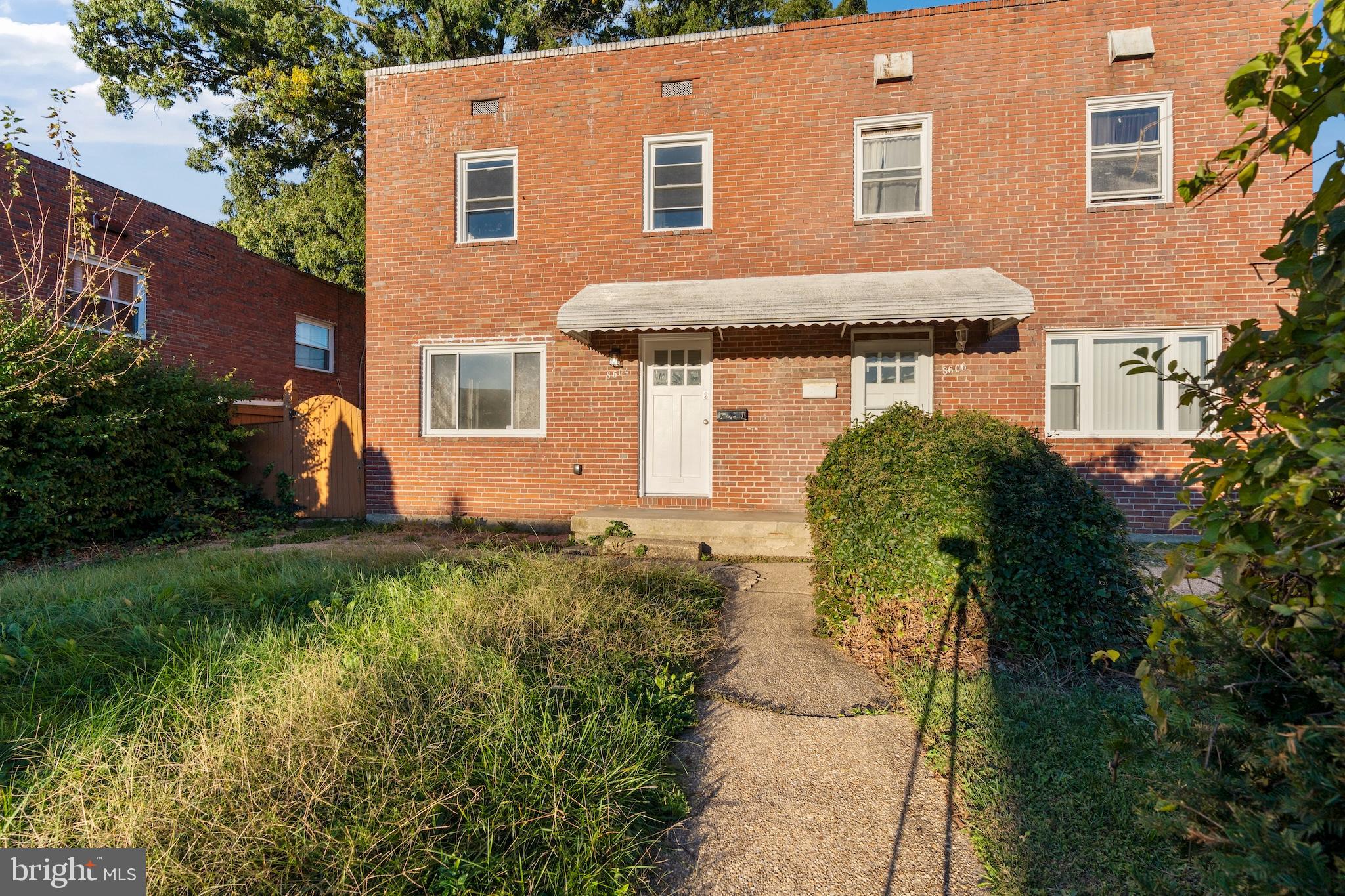 PARKVILLE - Residential Lease