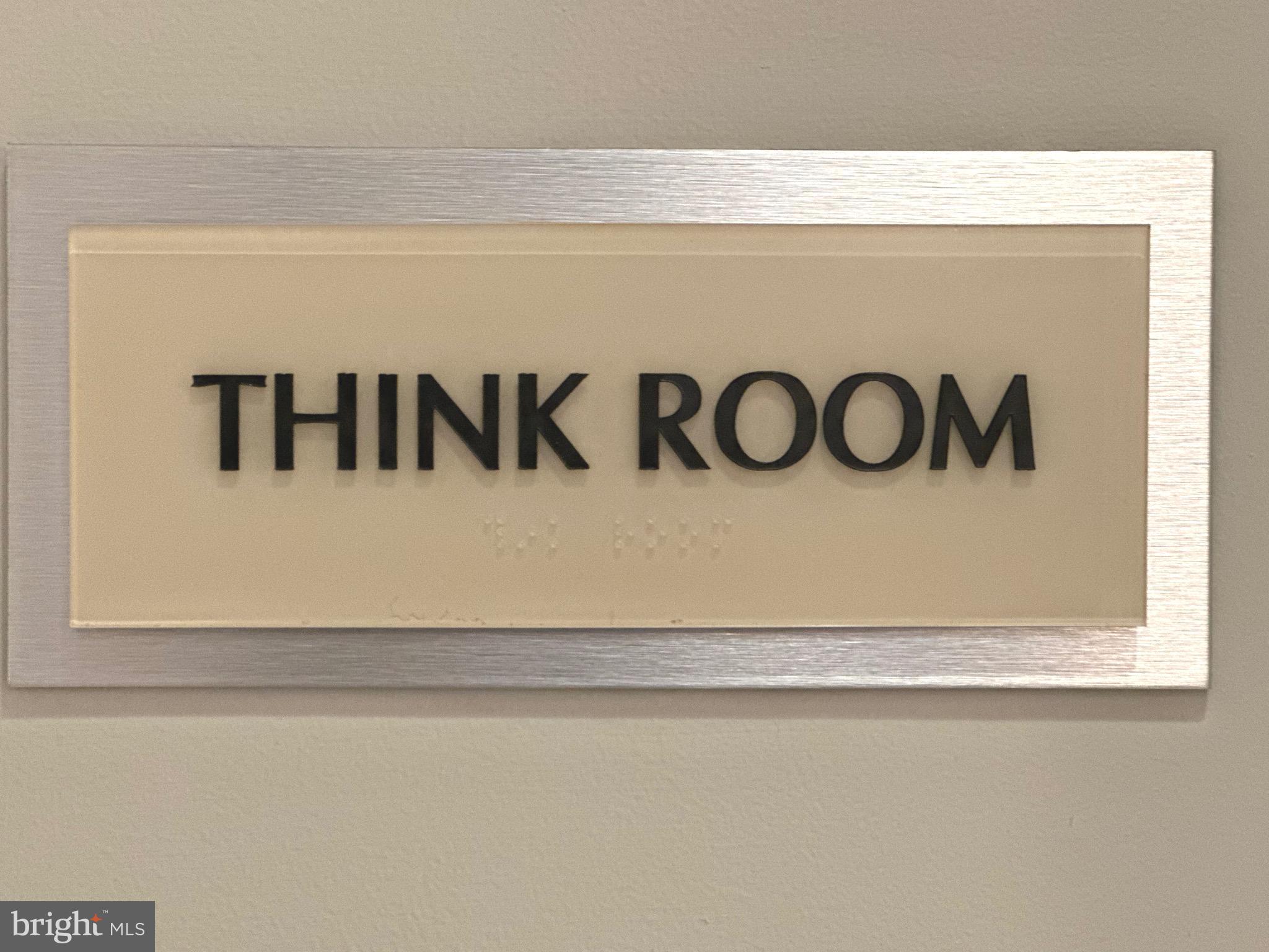 SAVOY AT RESTON TOWN CENTER - Residential