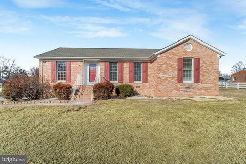 Homes For Sale - 2 Juniper Court<br/> FREDERICKSBURG, VA 22408