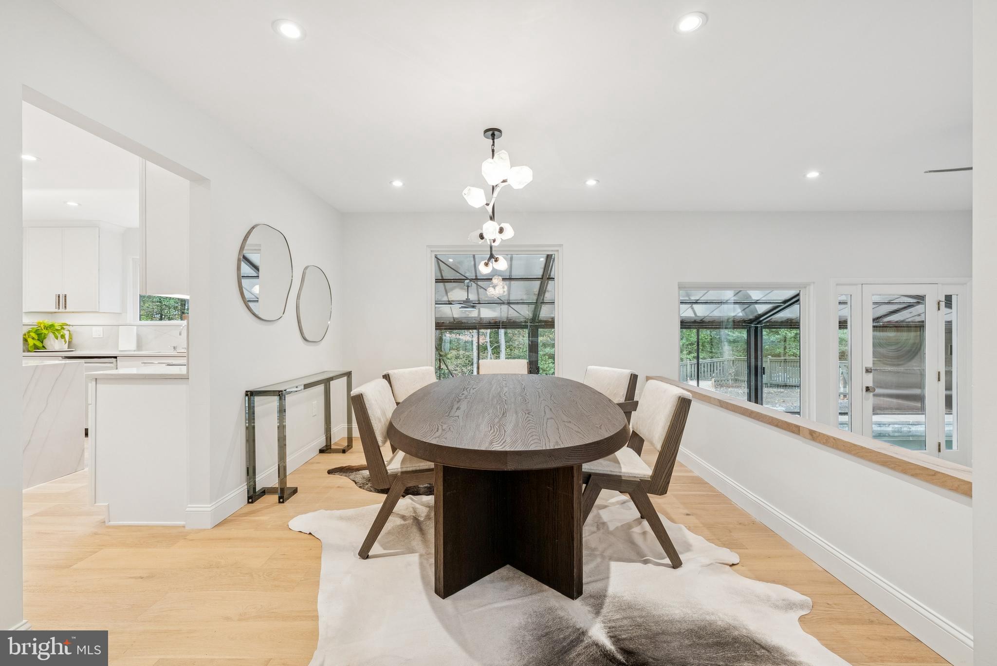 OAKTON WOODS - Residential