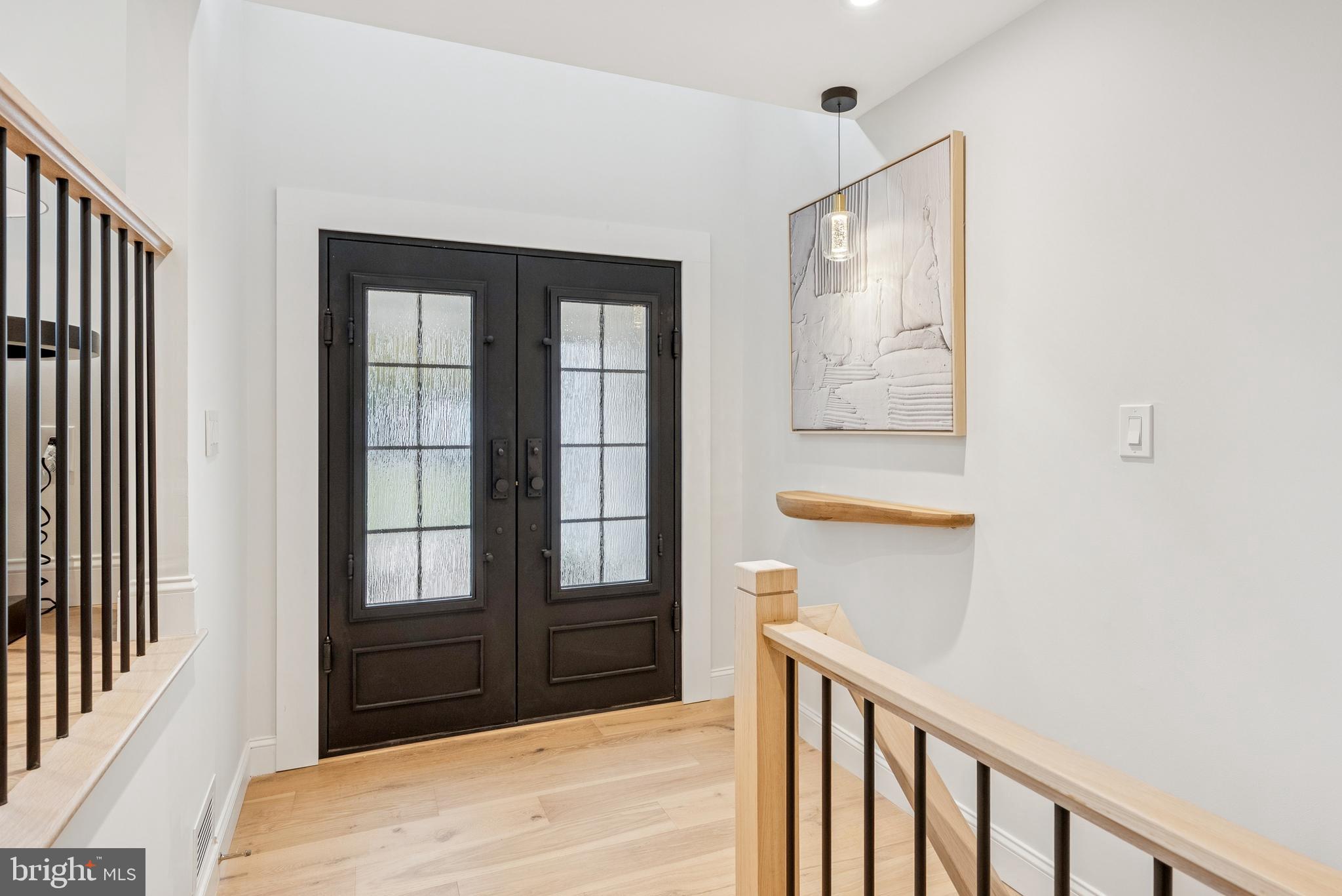 OAKTON WOODS - Residential