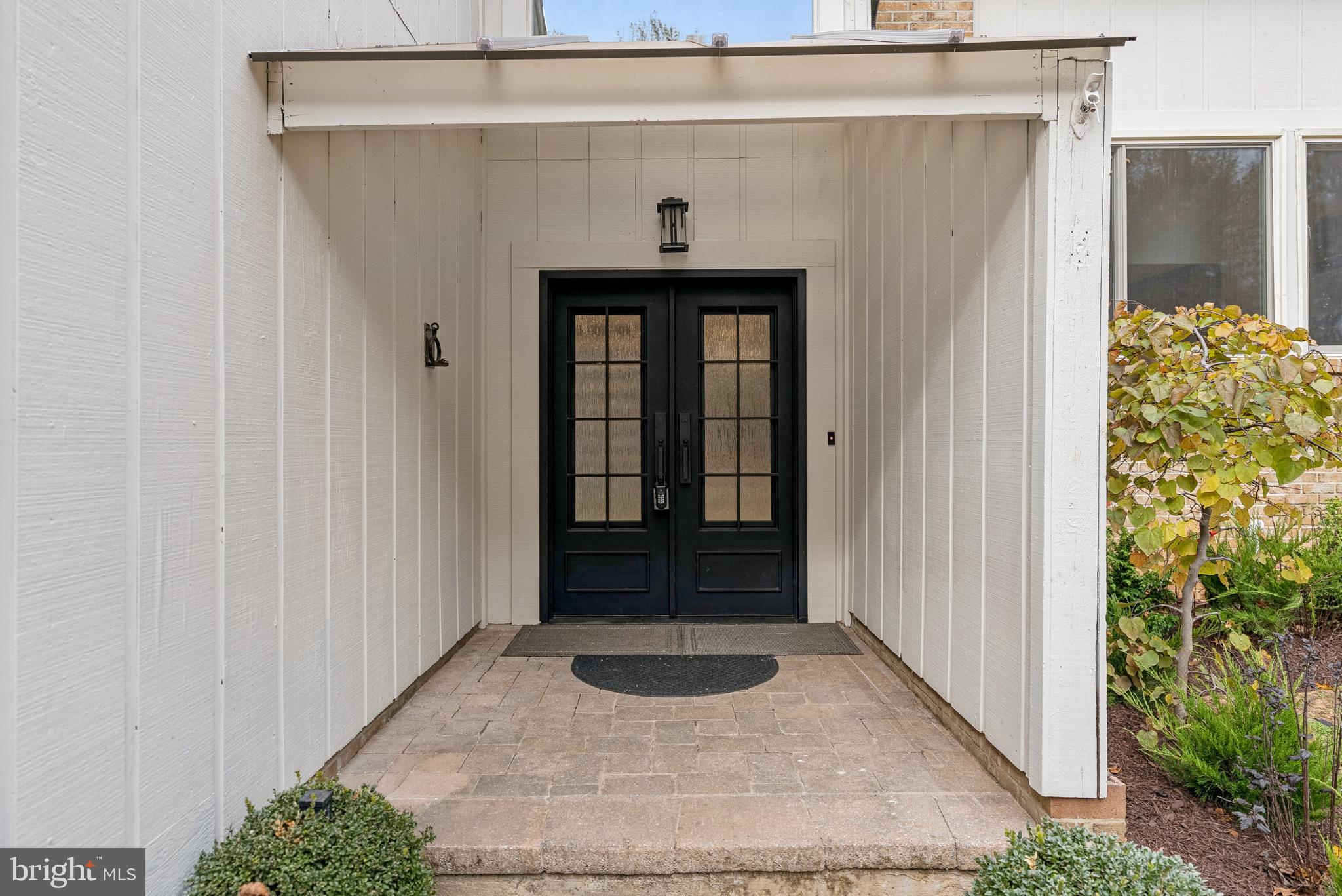 OAKTON WOODS - Residential