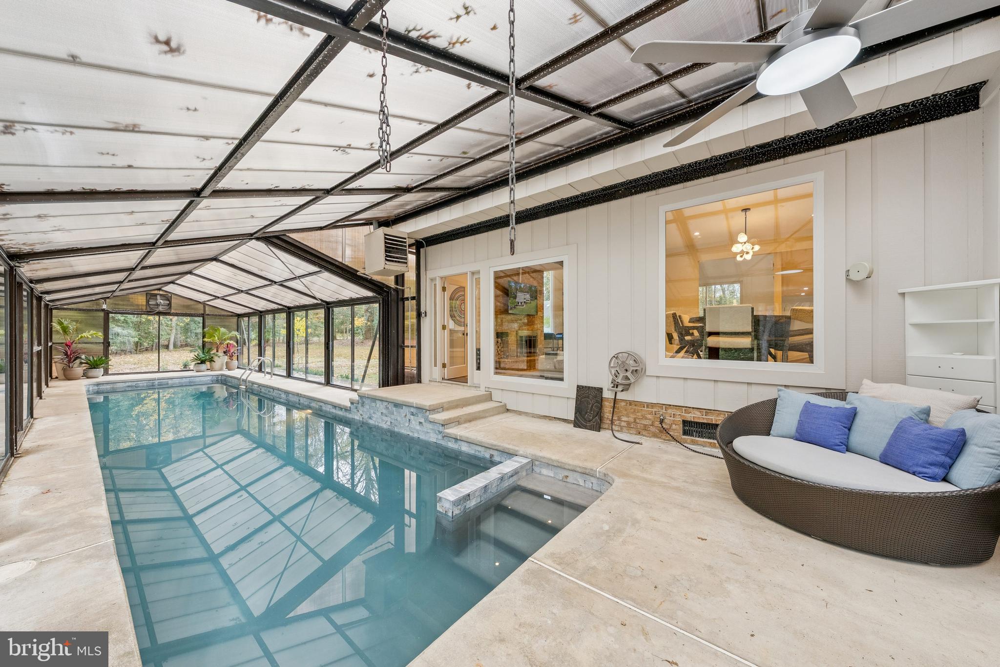 OAKTON WOODS - Residential