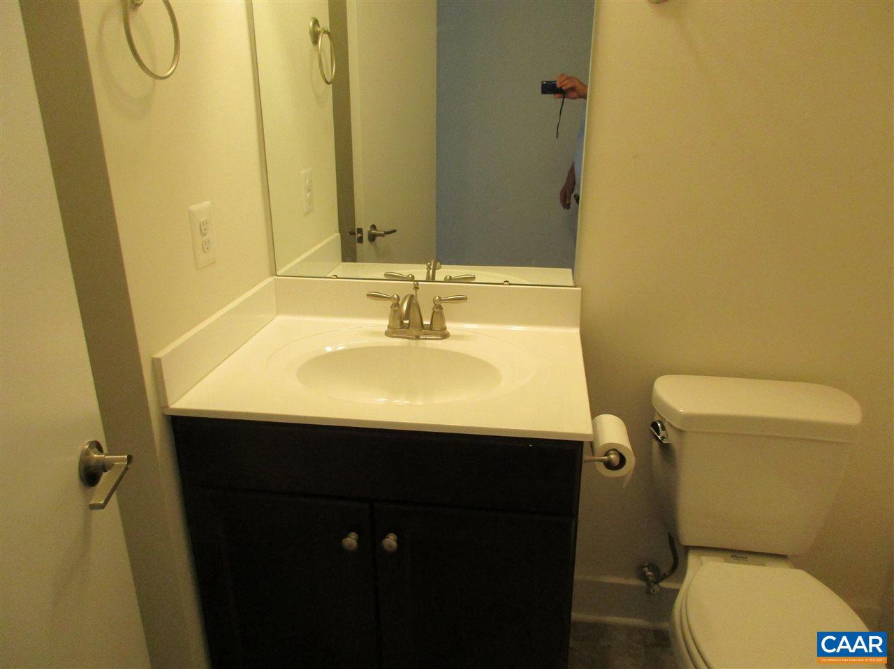 OLD TRAIL - Residential Lease