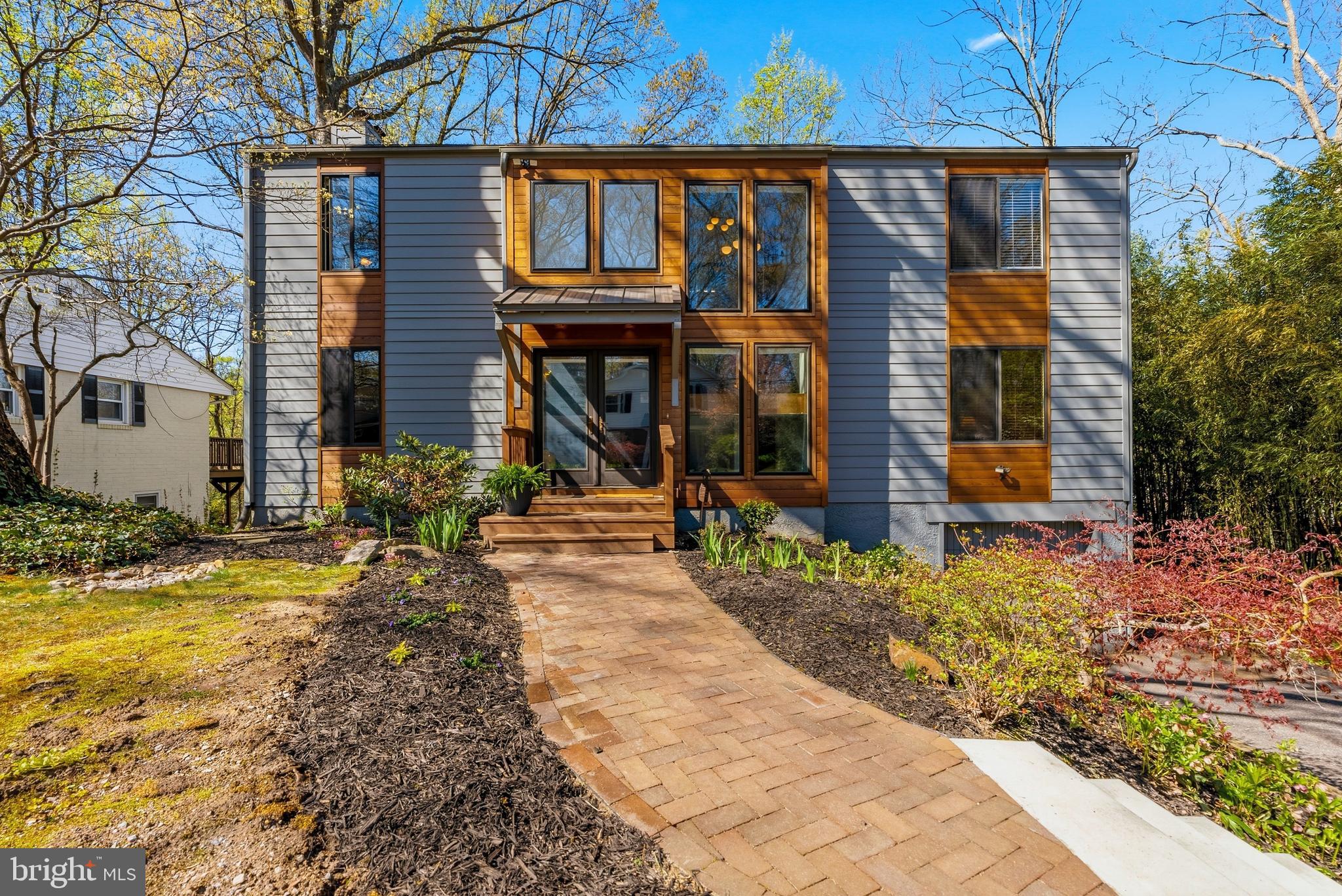 485 SEVERNSIDE DRIVE