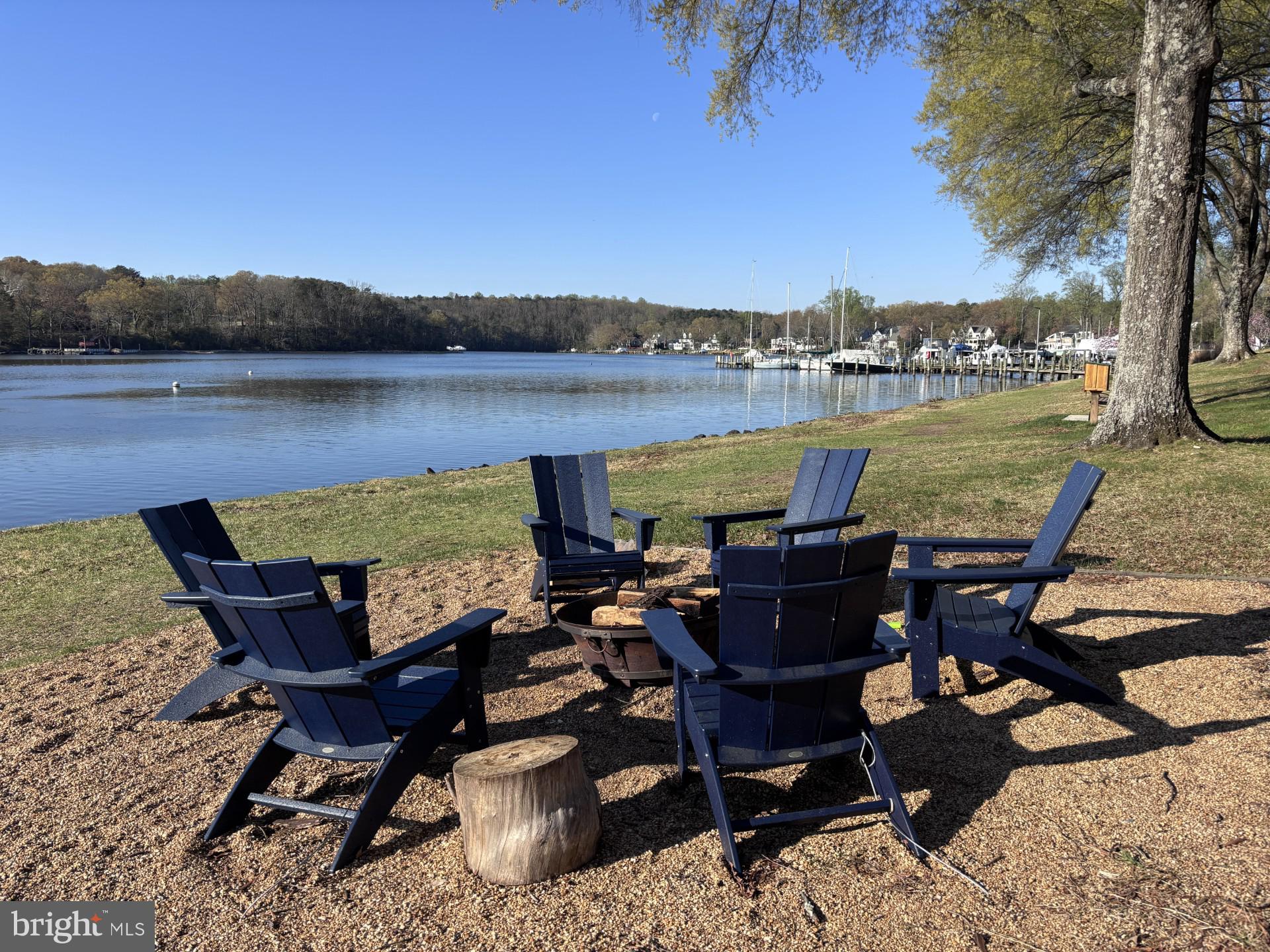 BEN OAKS ON SEVERN - Residential