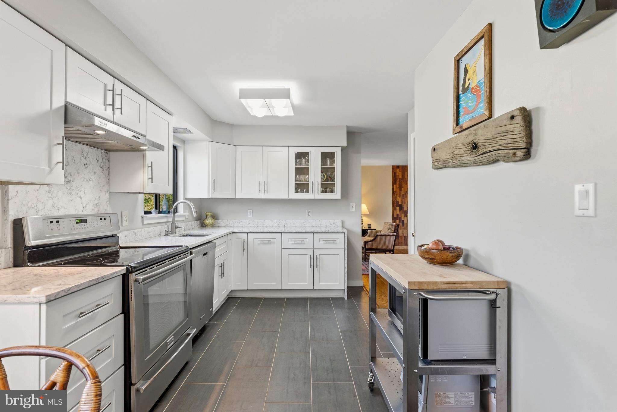 BEN OAKS ON SEVERN - Residential