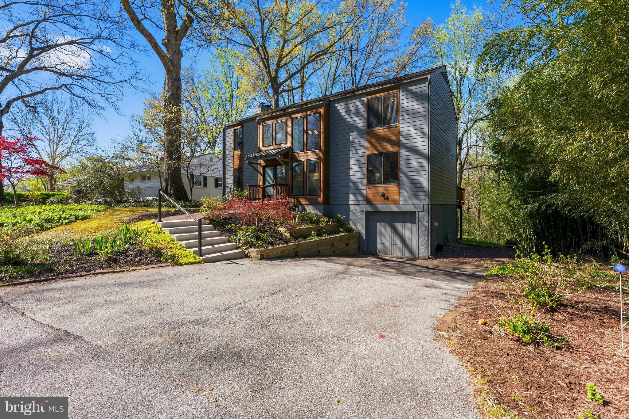 485 SEVERNSIDE DRIVE