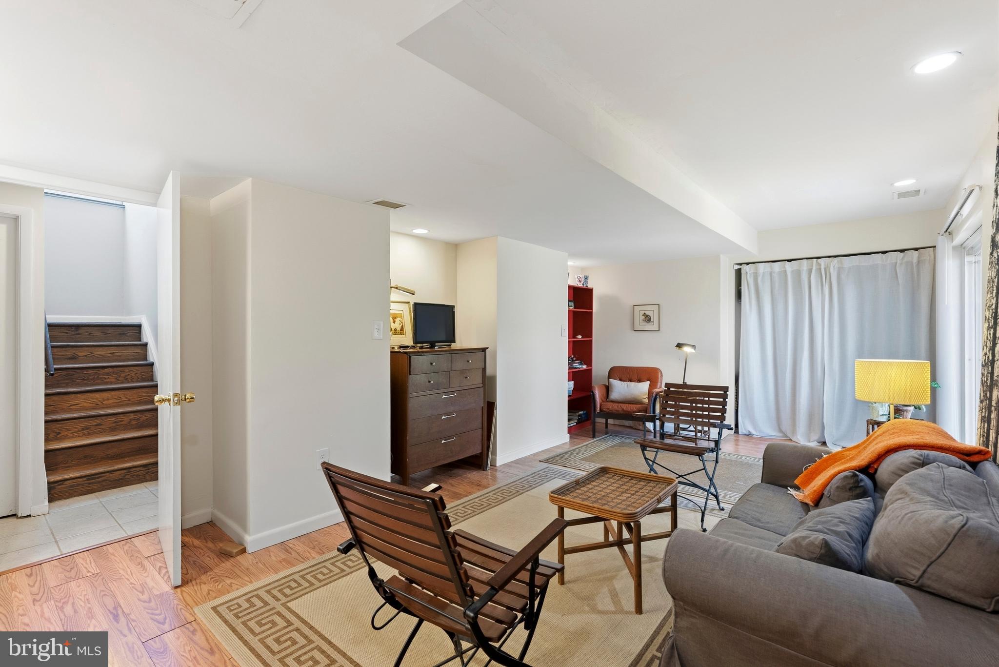 BEN OAKS ON SEVERN - Residential