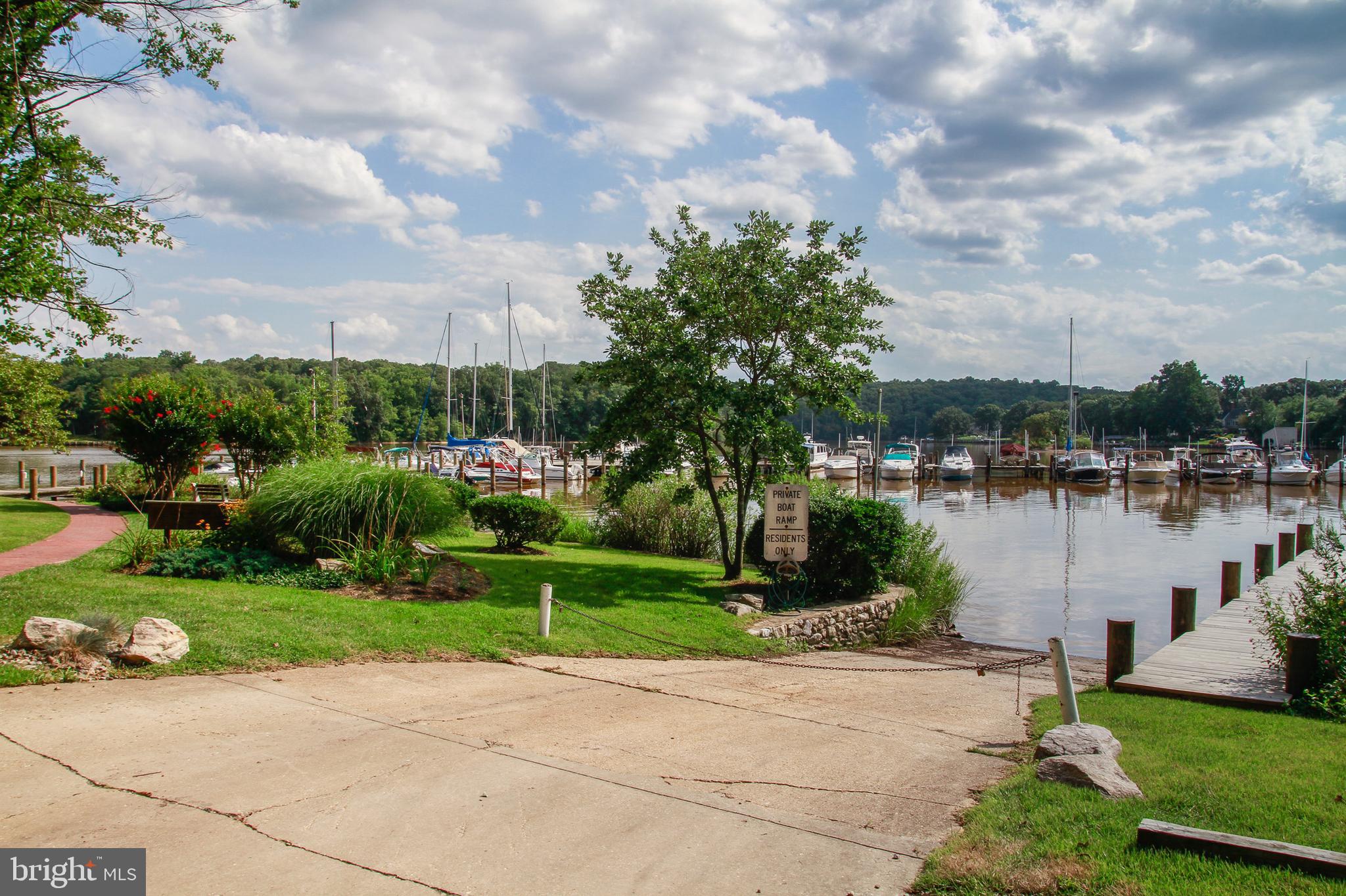 BEN OAKS ON SEVERN - Residential