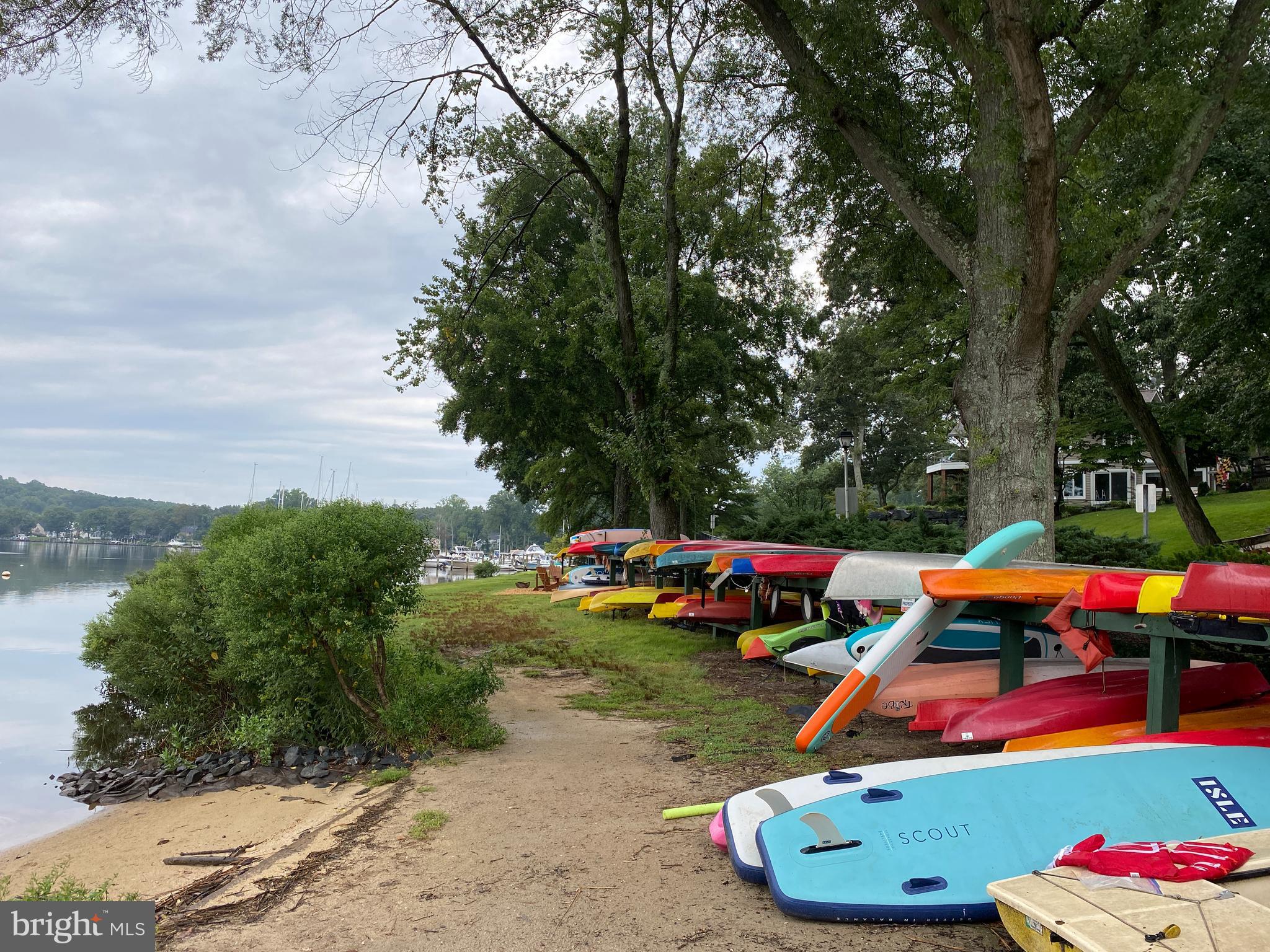 BEN OAKS ON SEVERN - Residential