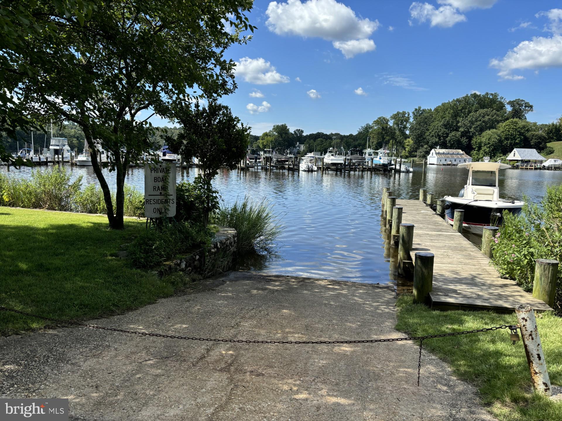 BEN OAKS ON SEVERN - Residential