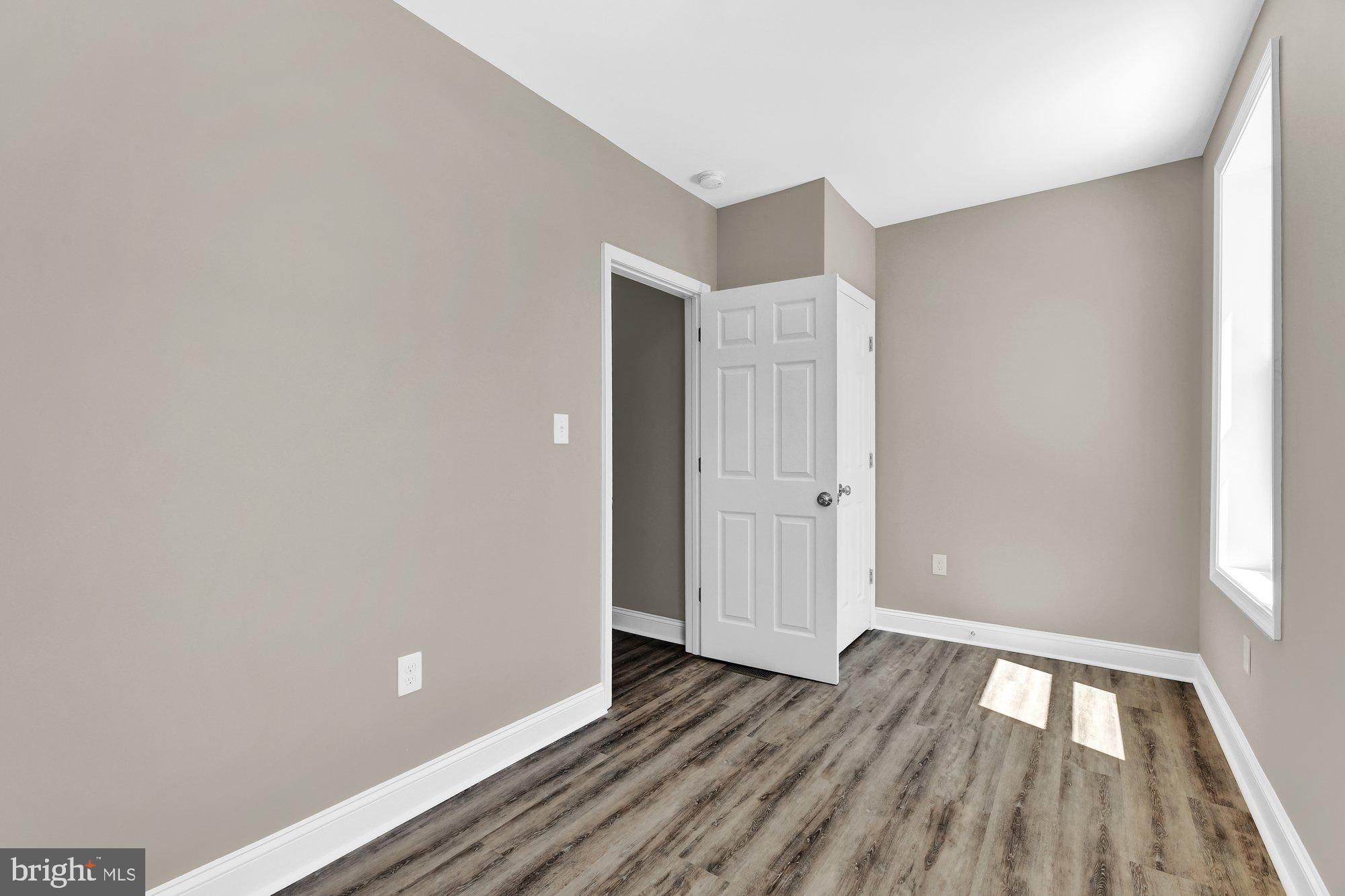 COLD SPRING NEWTOWN - Residential