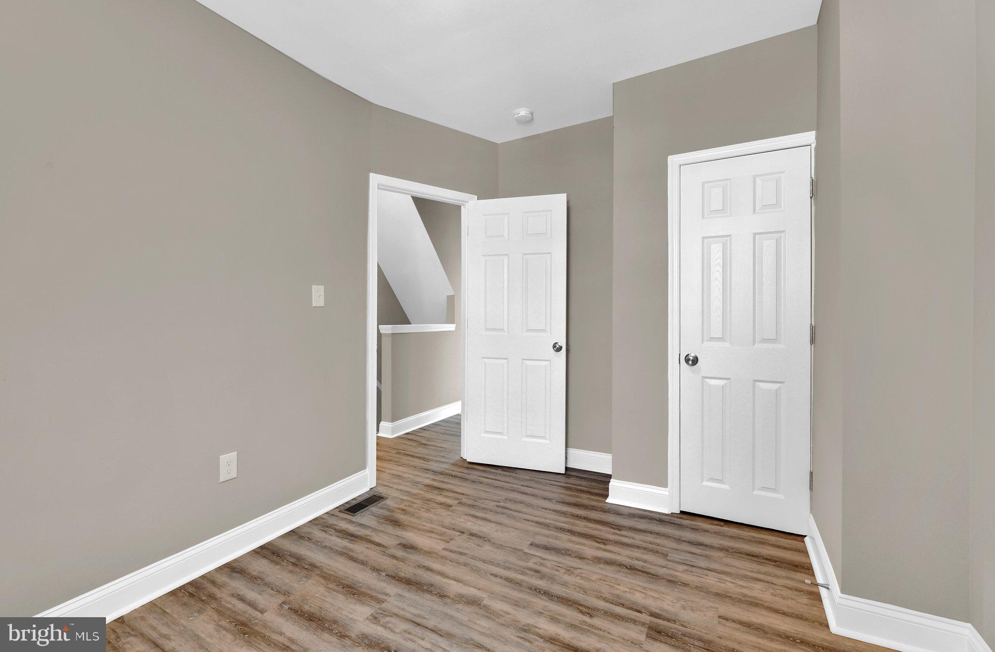 COLD SPRING NEWTOWN - Residential