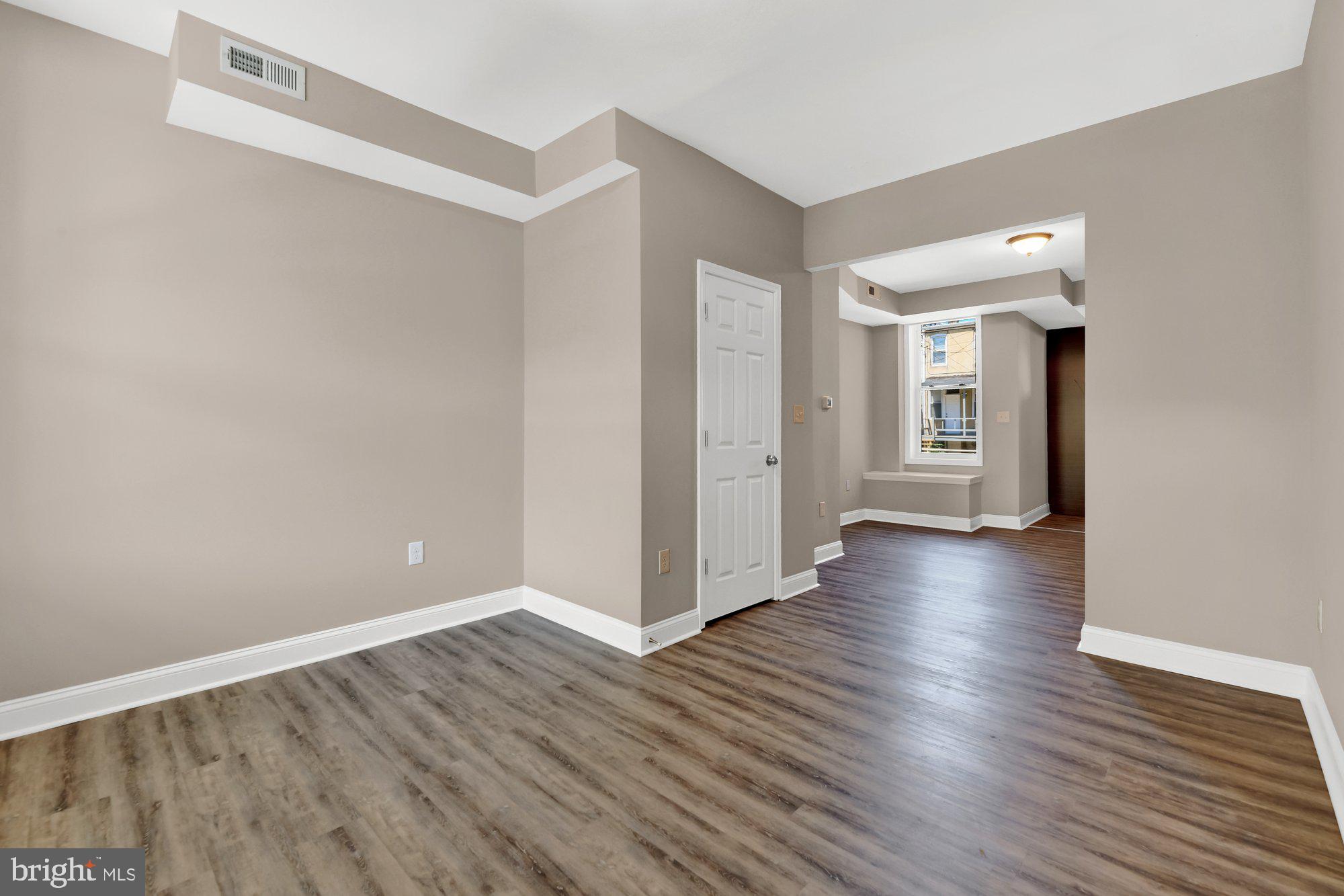 COLD SPRING NEWTOWN - Residential