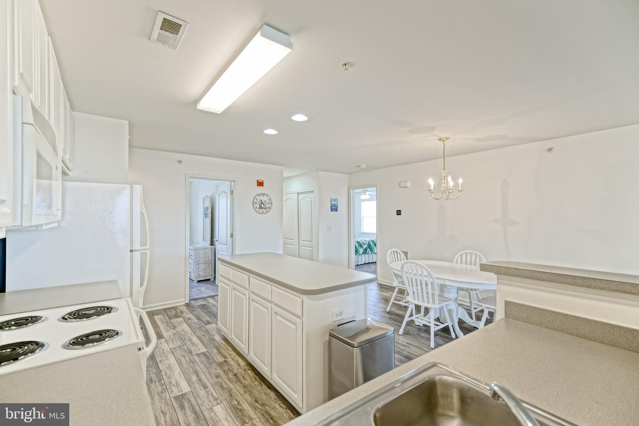 PALMS OF REHOBOTH - Residential
