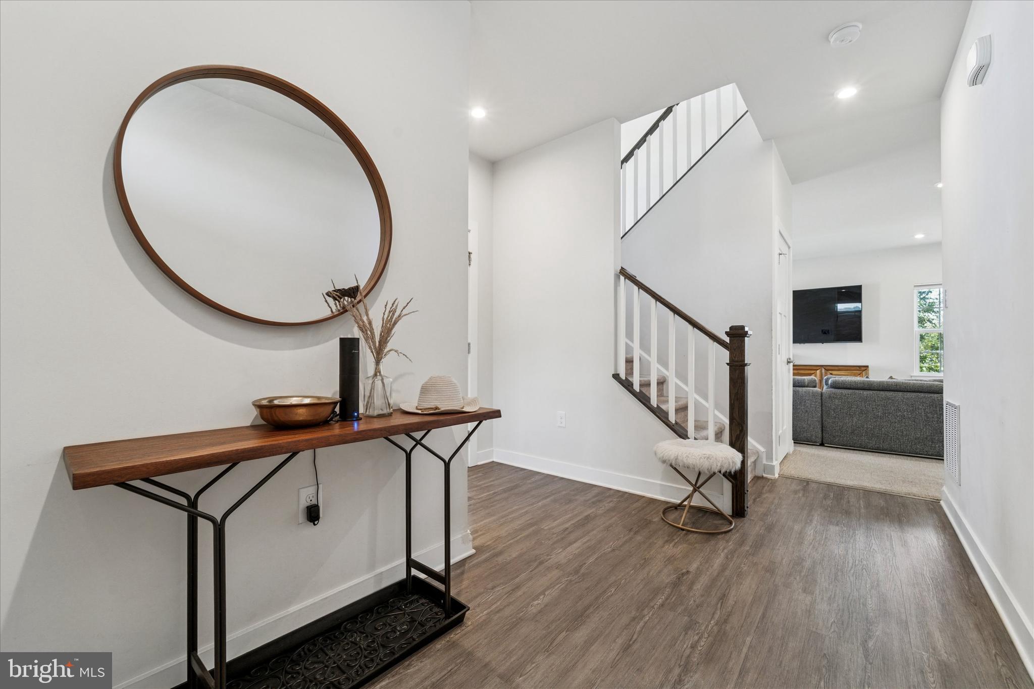 HANOVER POINTE - Residential