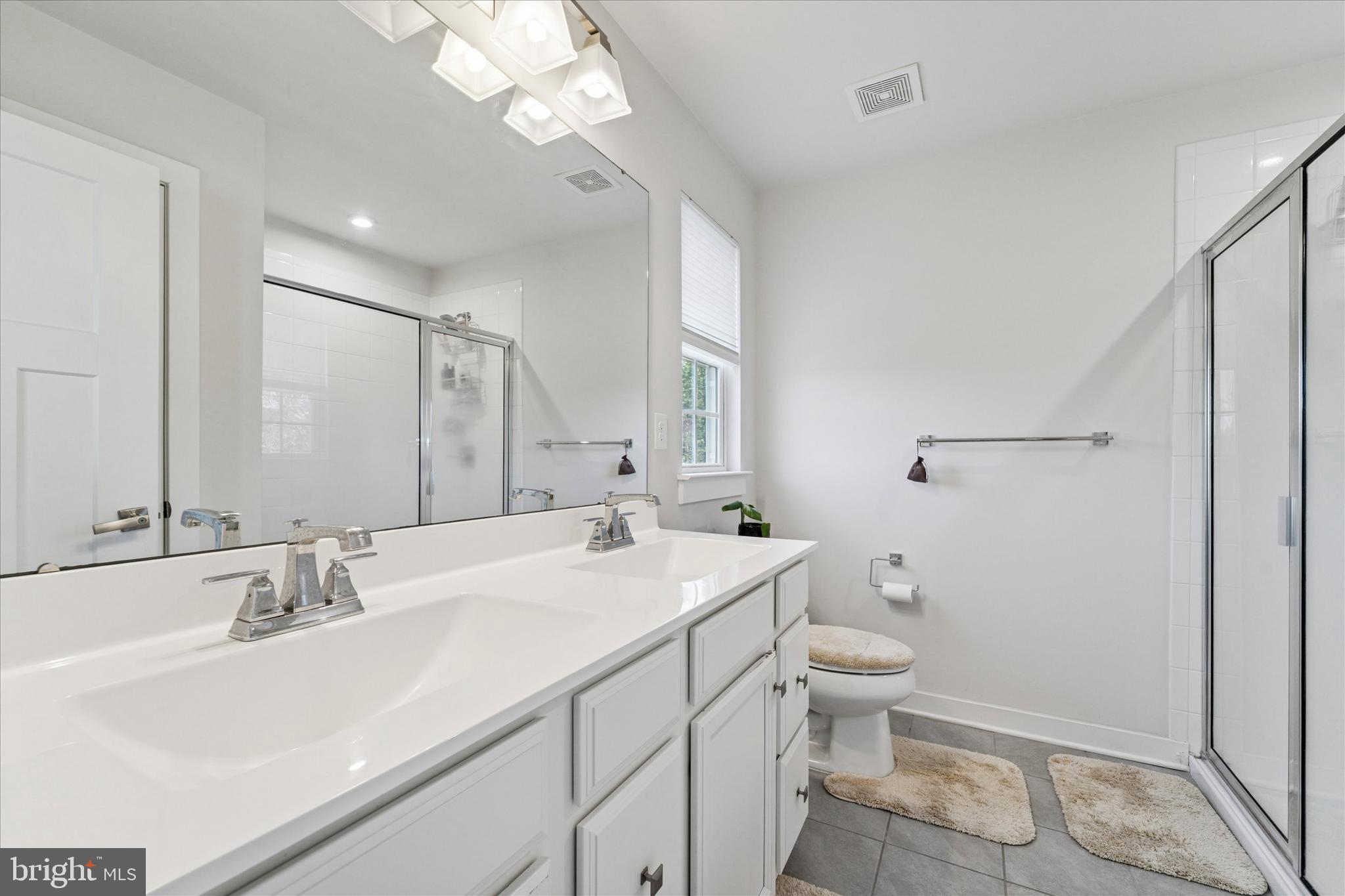 HANOVER POINTE - Residential