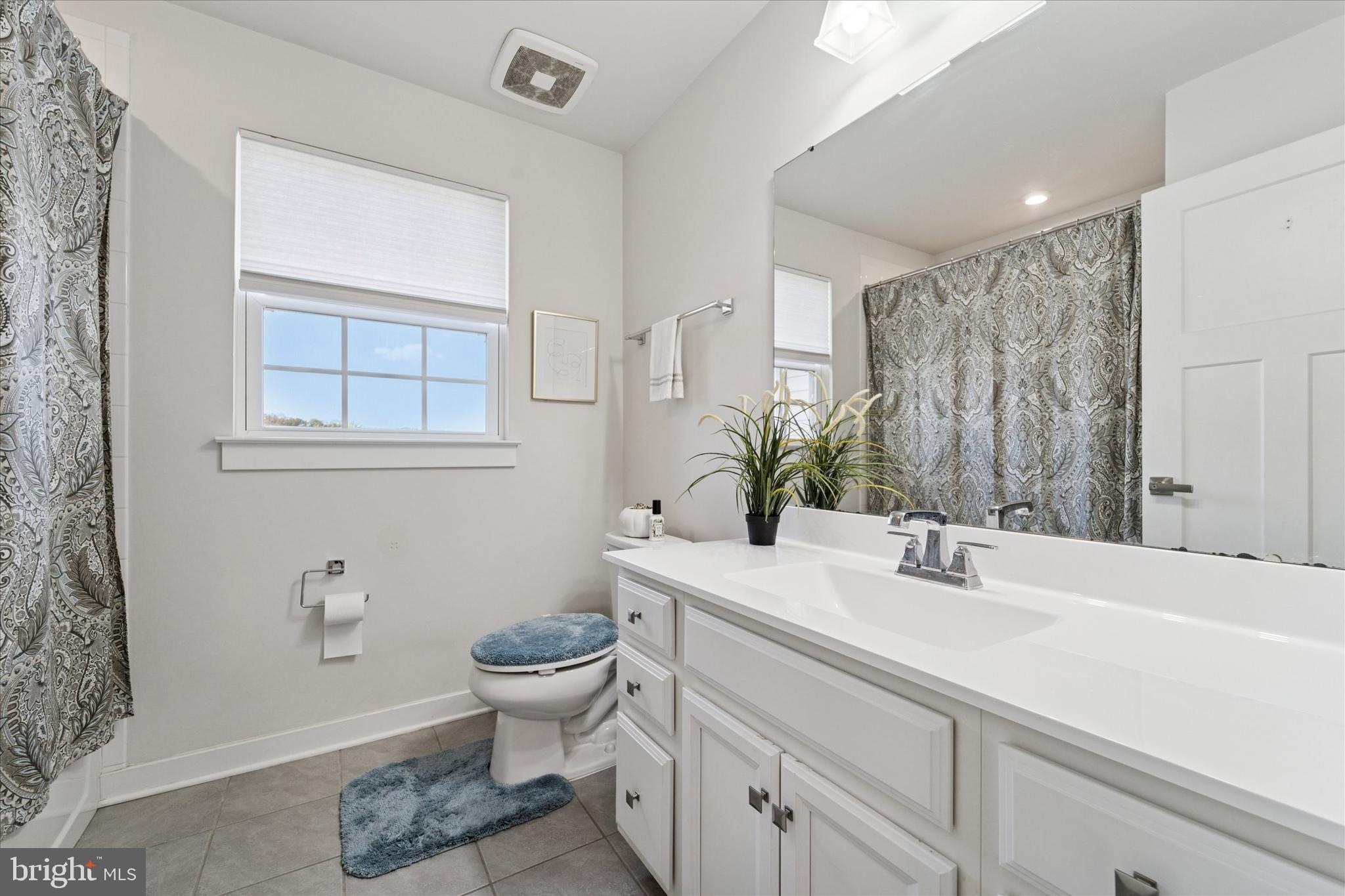 HANOVER POINTE - Residential