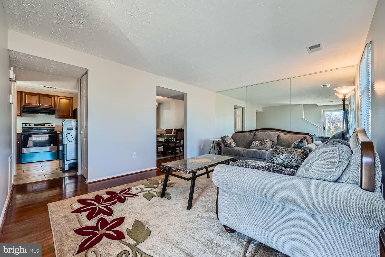 THE HIGHLANDS - Residential