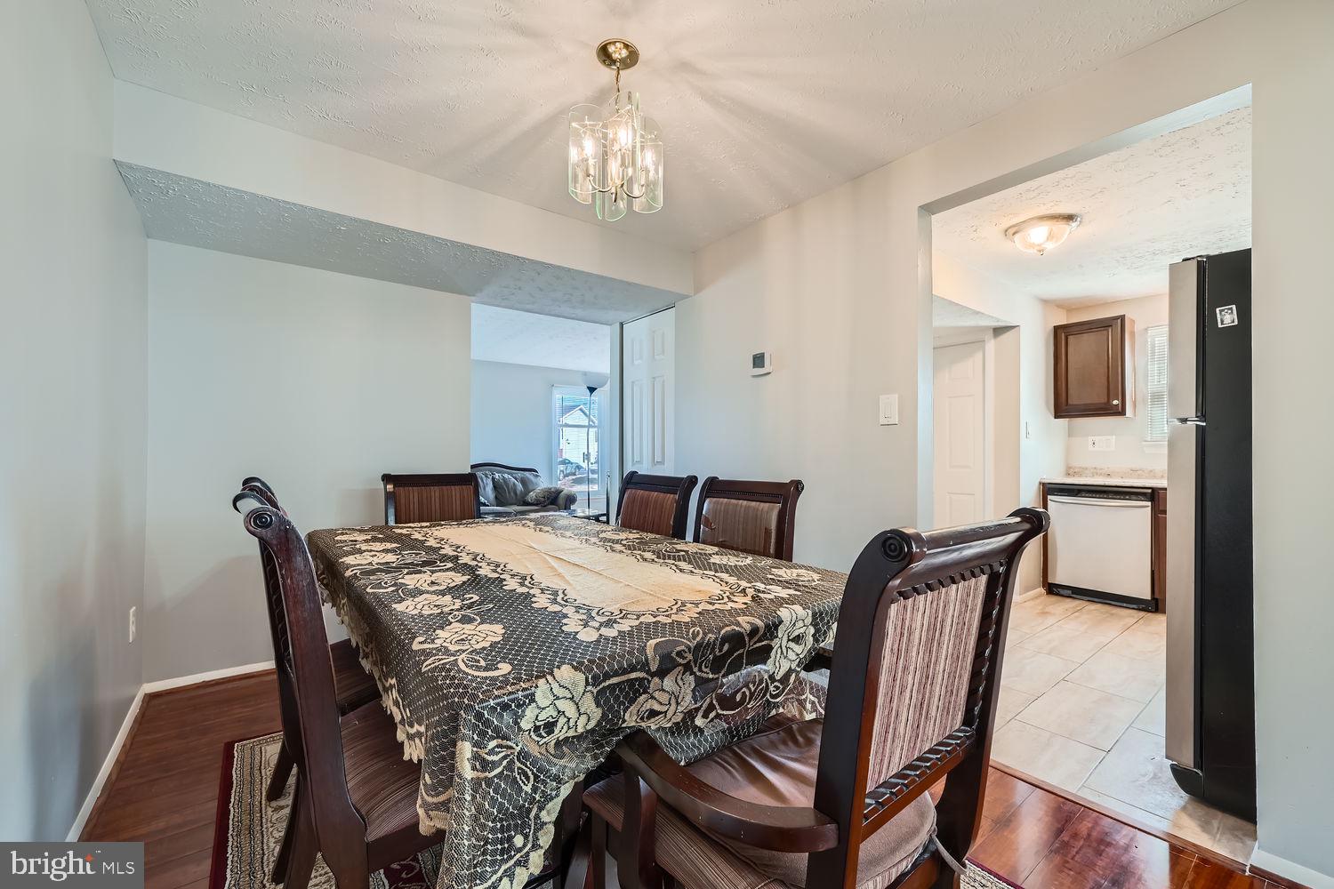 THE HIGHLANDS - Residential