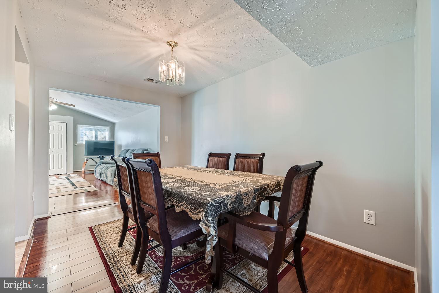 THE HIGHLANDS - Residential