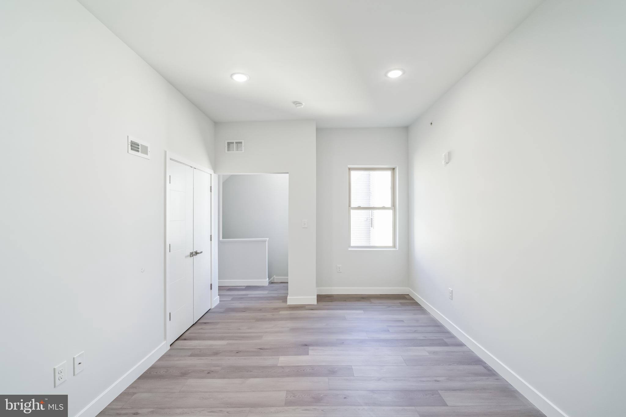 WEST KENSINGTON - Residential Lease