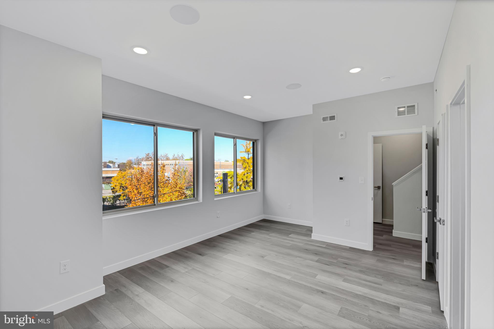 WEST KENSINGTON - Residential Lease