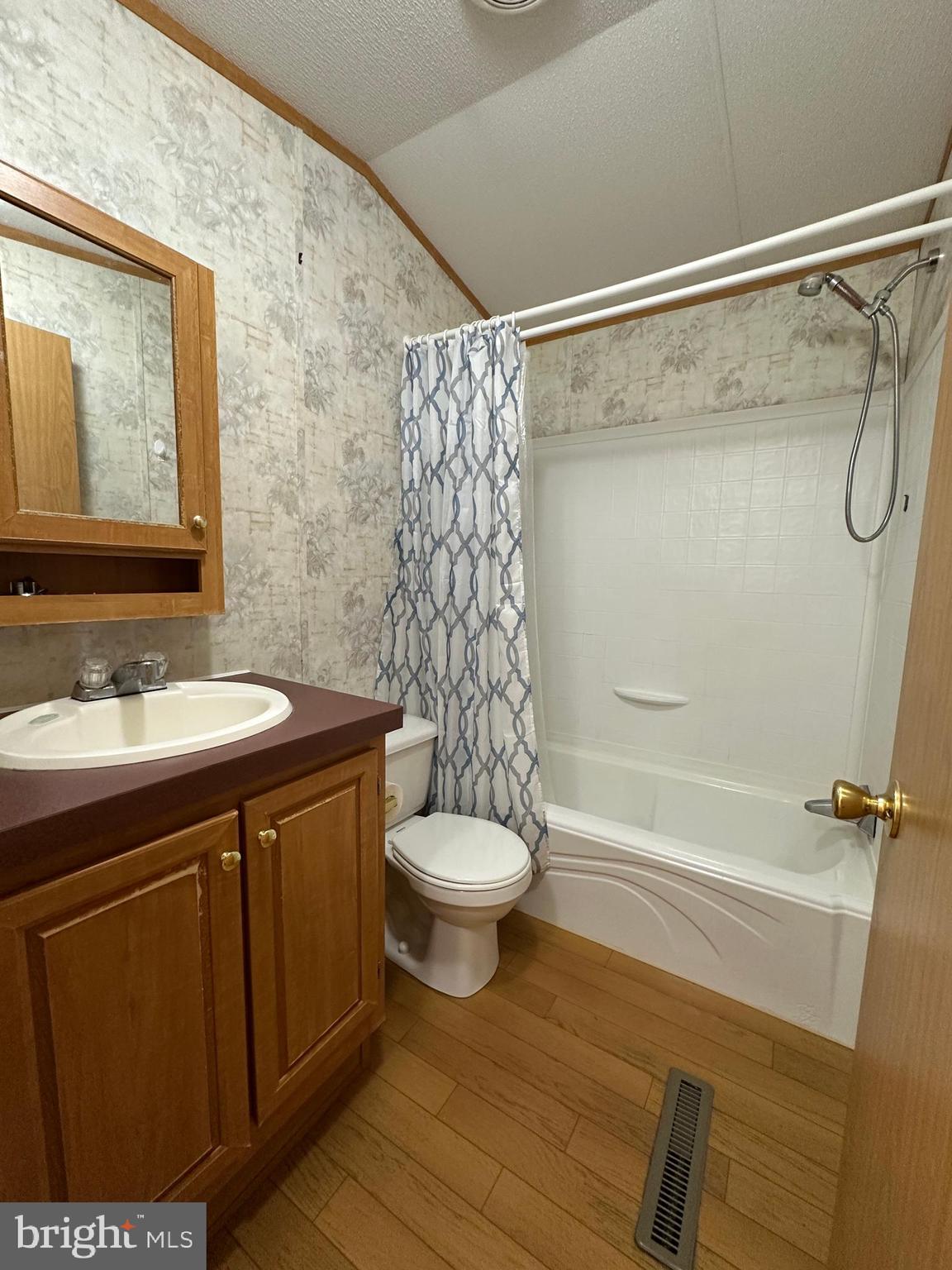 BEECHWOOD - Residential