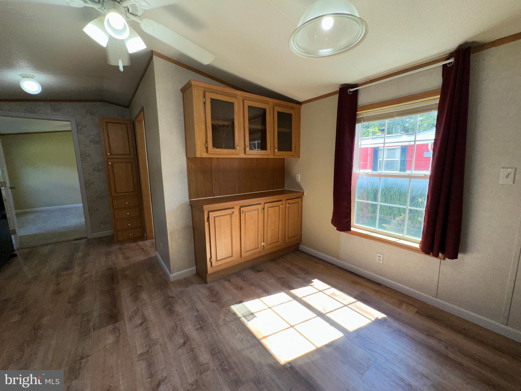 BEECHWOOD - Residential