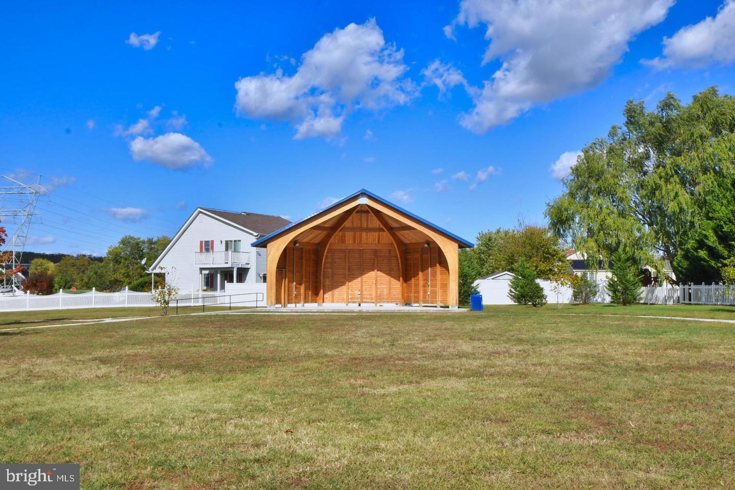 OWENS LANDING - Residential