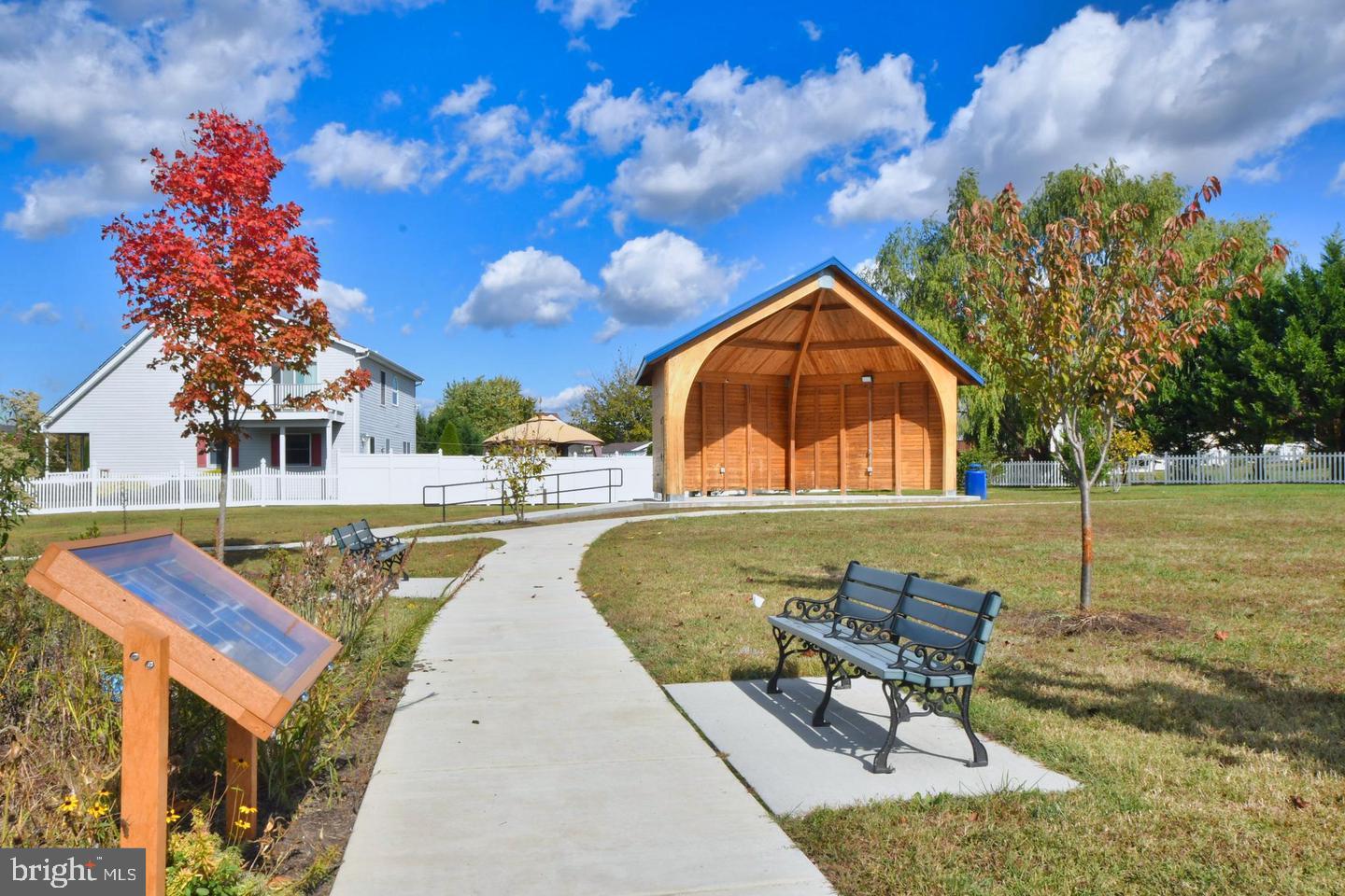OWENS LANDING - Residential