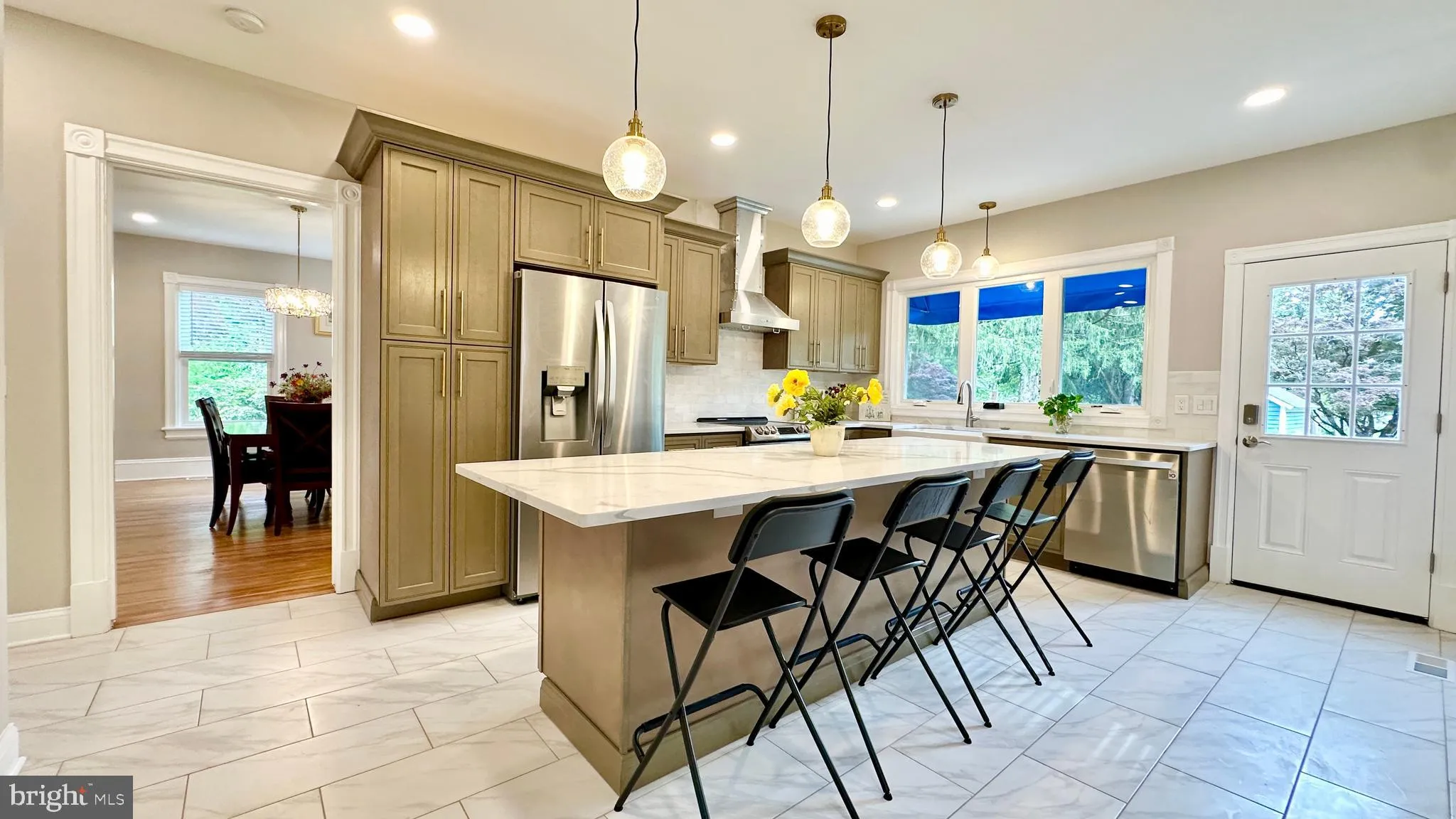 Princeton, New Jersey 08540, United States, 4 Bedrooms Bedrooms, ,3 BathroomsBathrooms,Residential,Pending,58718