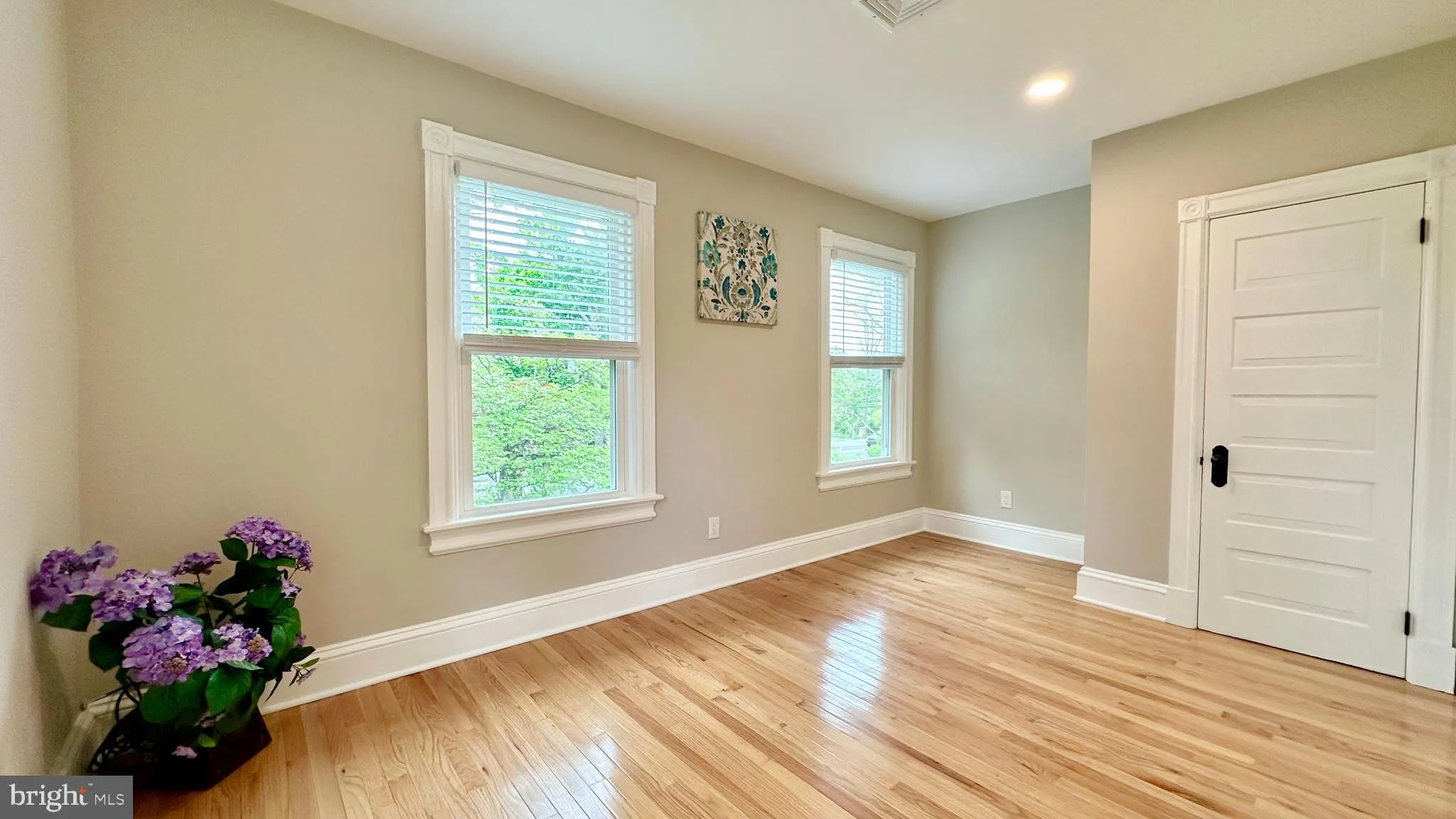 Princeton, New Jersey 08540, United States, 4 Bedrooms Bedrooms, ,3 BathroomsBathrooms,Residential,Pending,58718