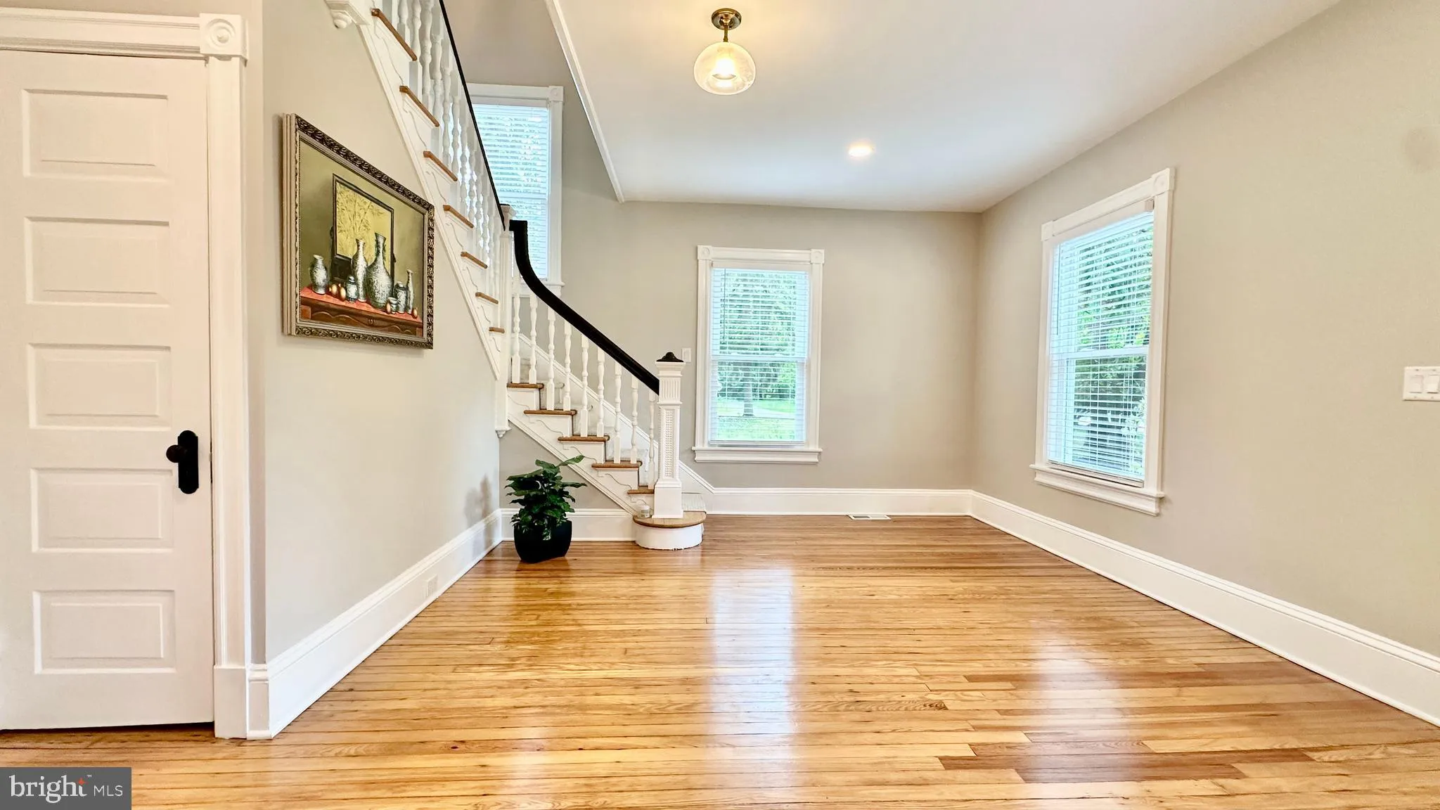 Princeton, New Jersey 08540, United States, 4 Bedrooms Bedrooms, ,3 BathroomsBathrooms,Residential,Pending,58718