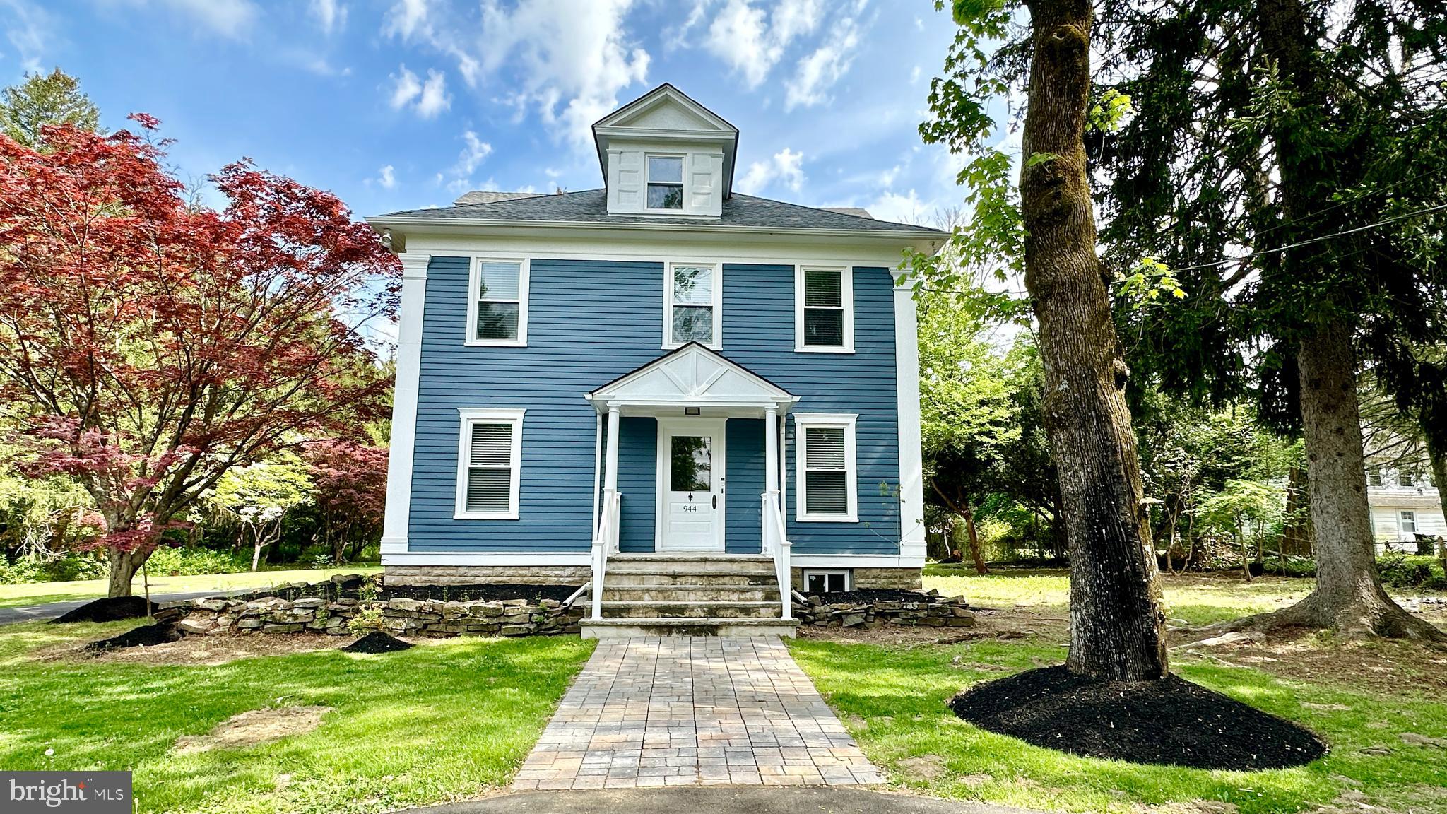 944 LAWRENCEVILLE ROAD