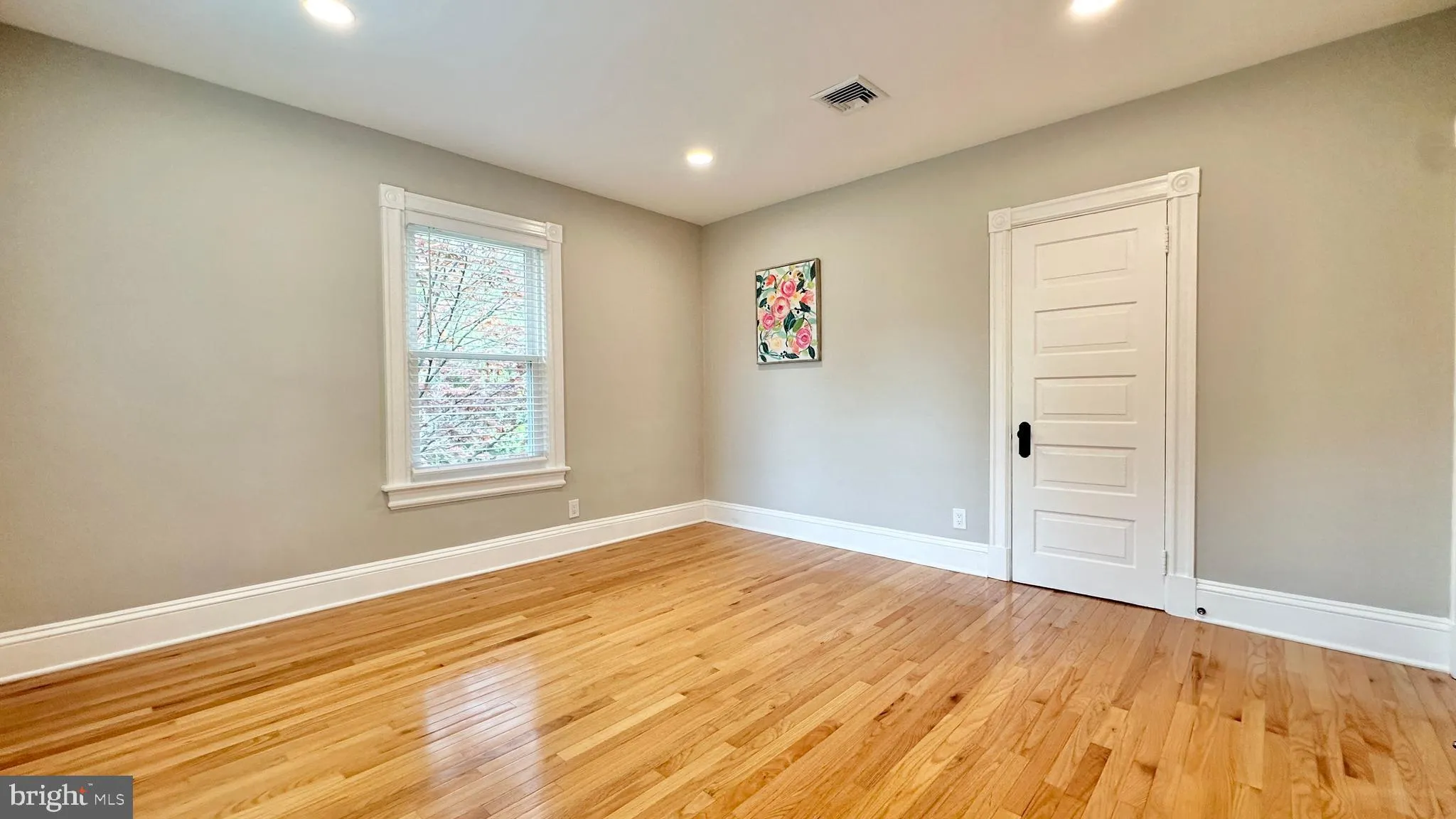 Princeton, New Jersey 08540, United States, 4 Bedrooms Bedrooms, ,3 BathroomsBathrooms,Residential,Pending,58718