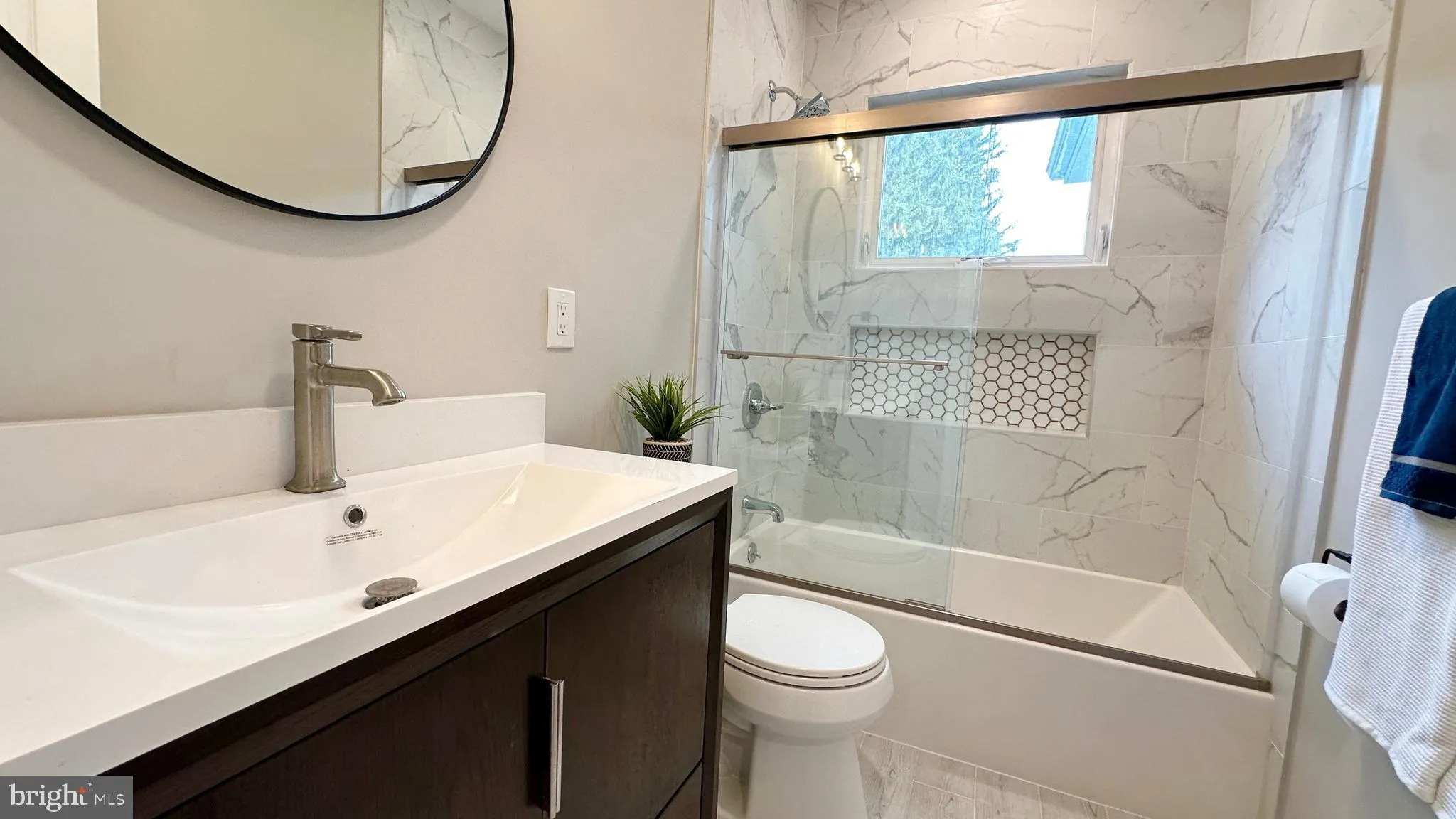 Princeton, New Jersey 08540, United States, 4 Bedrooms Bedrooms, ,3 BathroomsBathrooms,Residential,Pending,58718