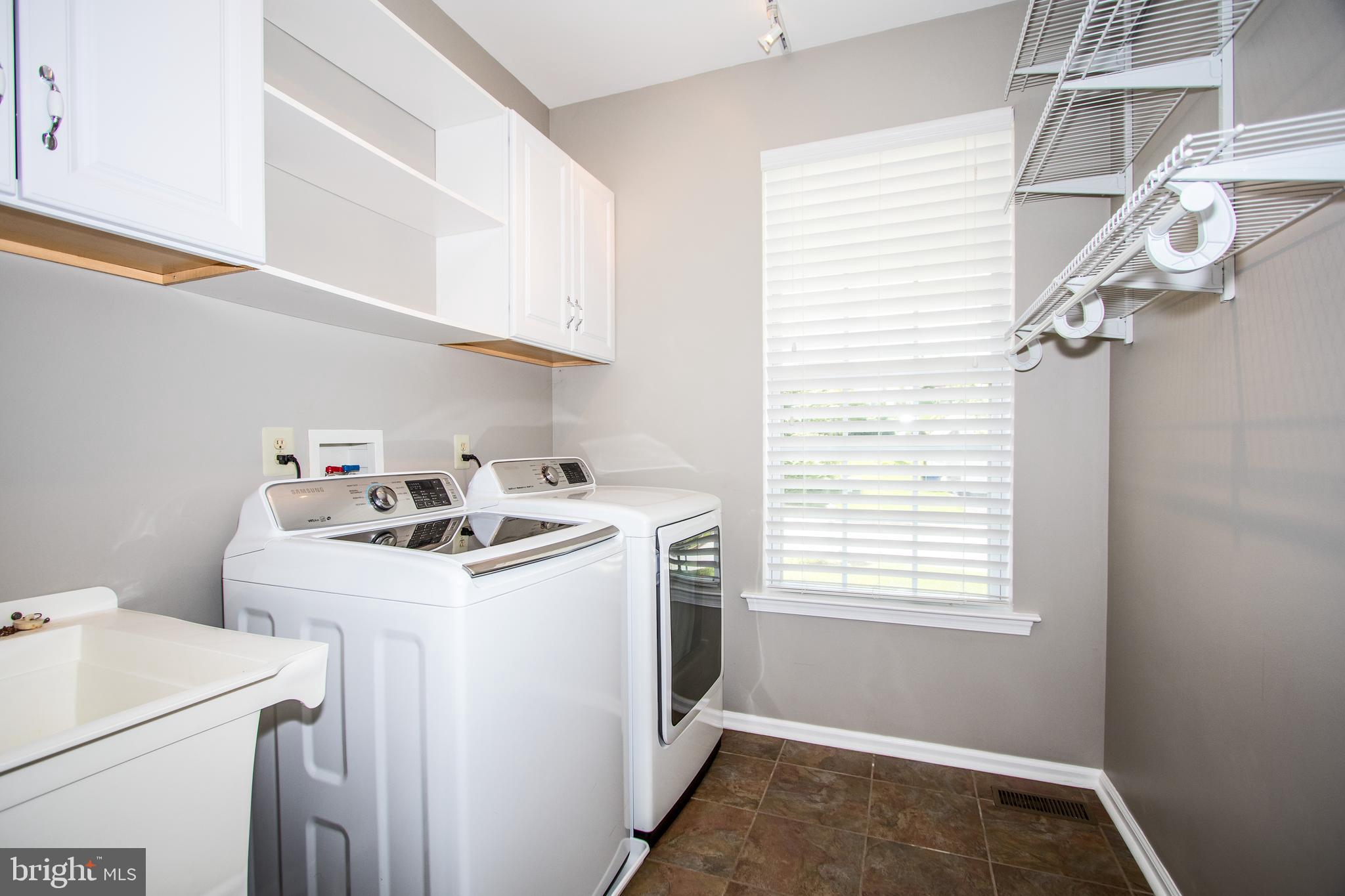 MEADOWBROOK - Residential