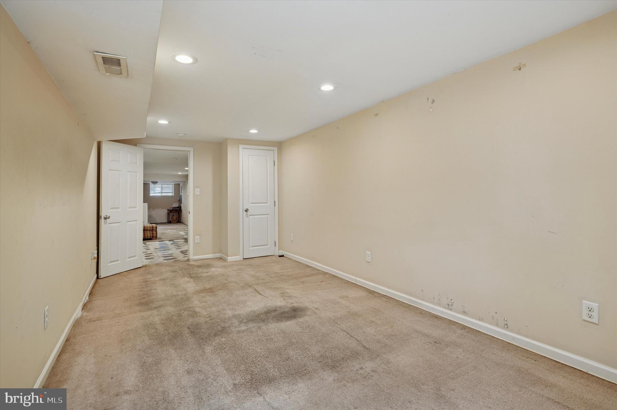 OVERBROOK - Residential