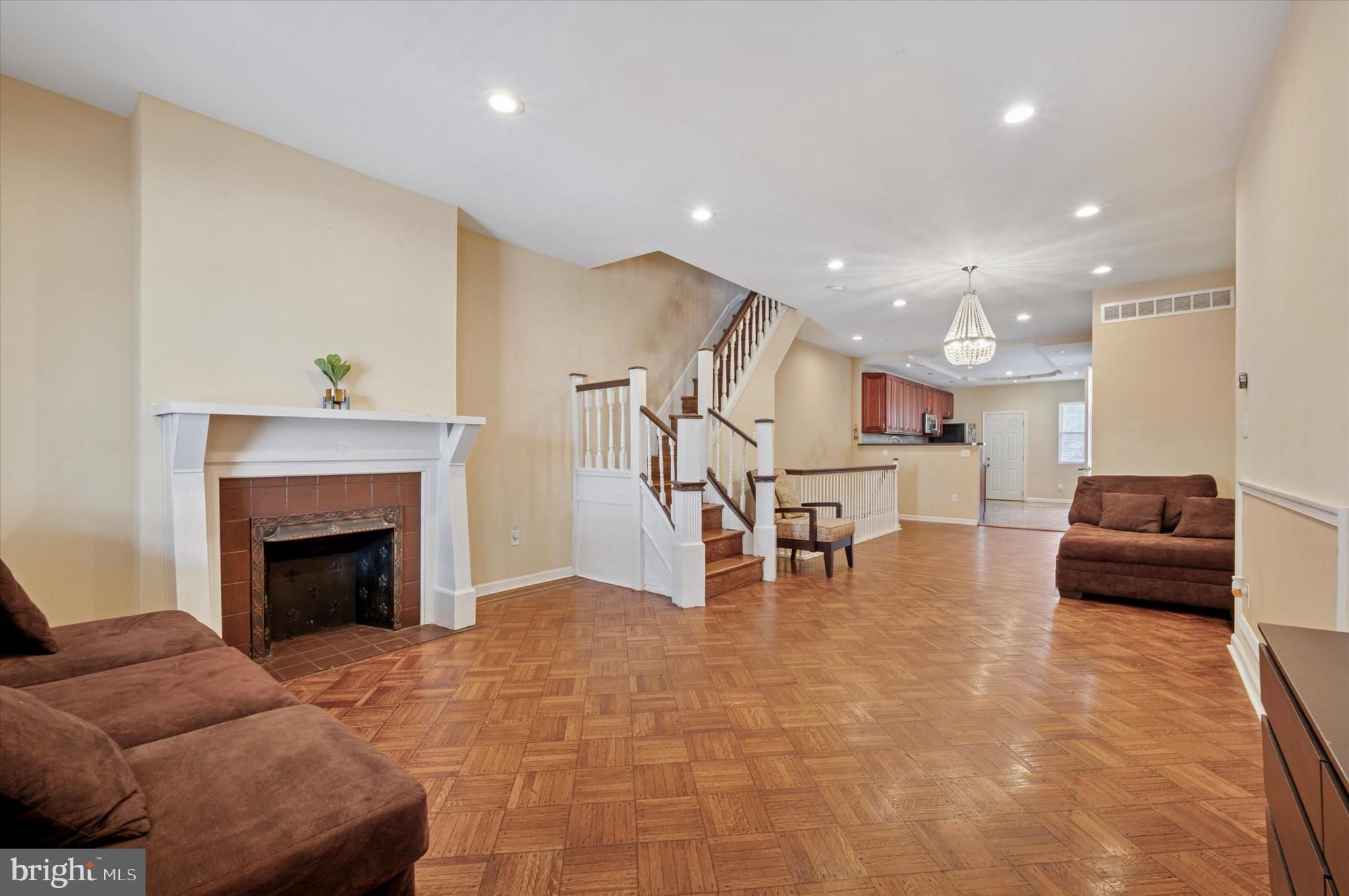 OVERBROOK - Residential